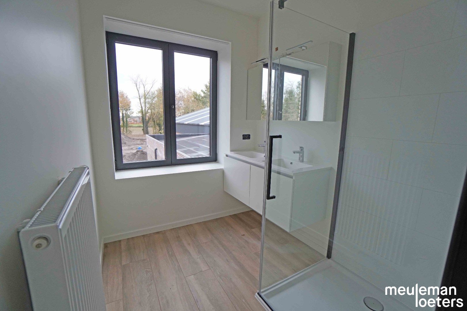 lichtrijk appartement met één slaapkamer foto 9