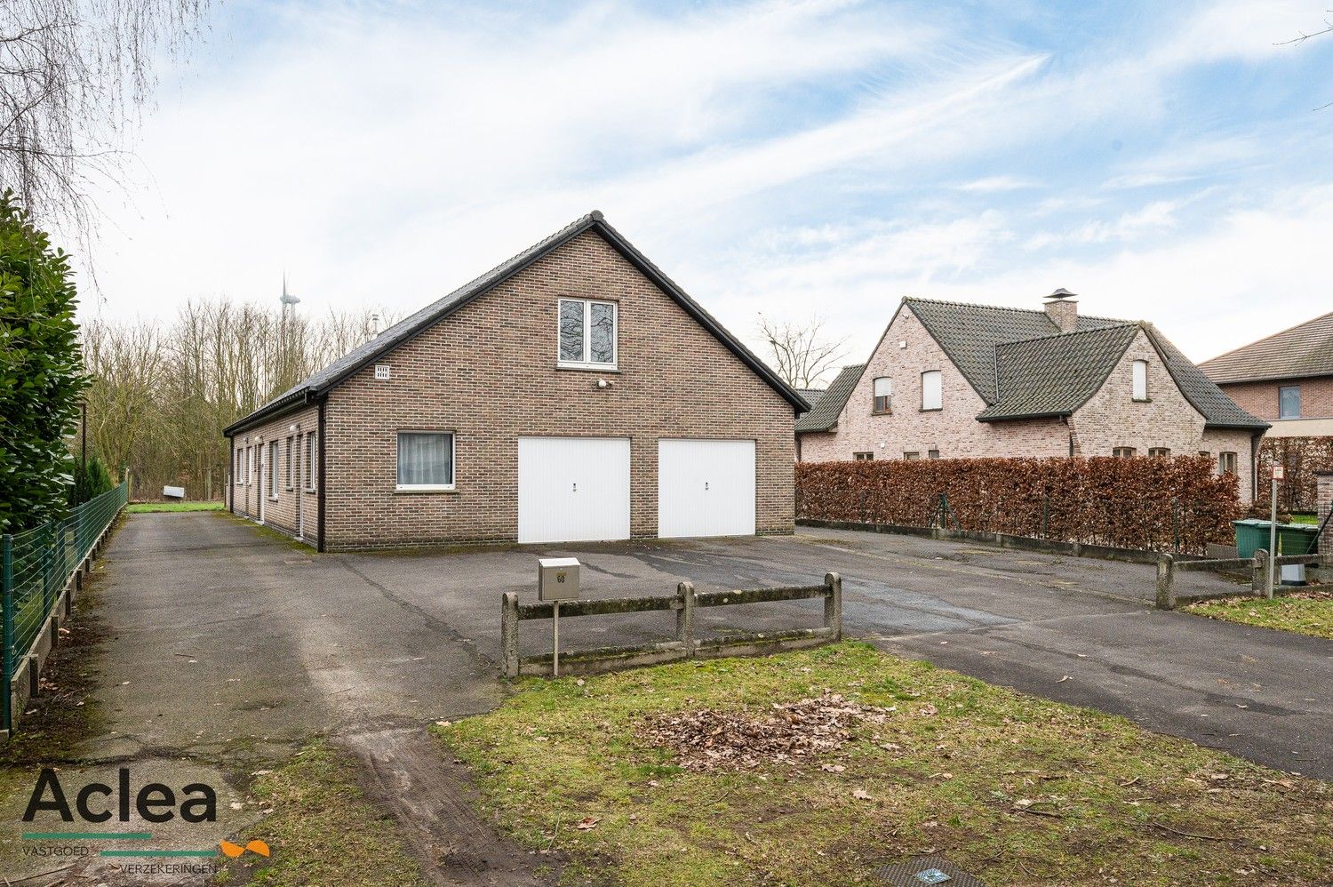 Ruime woning met veel extra potentieel op een mooi zuid gericht perceel foto 4