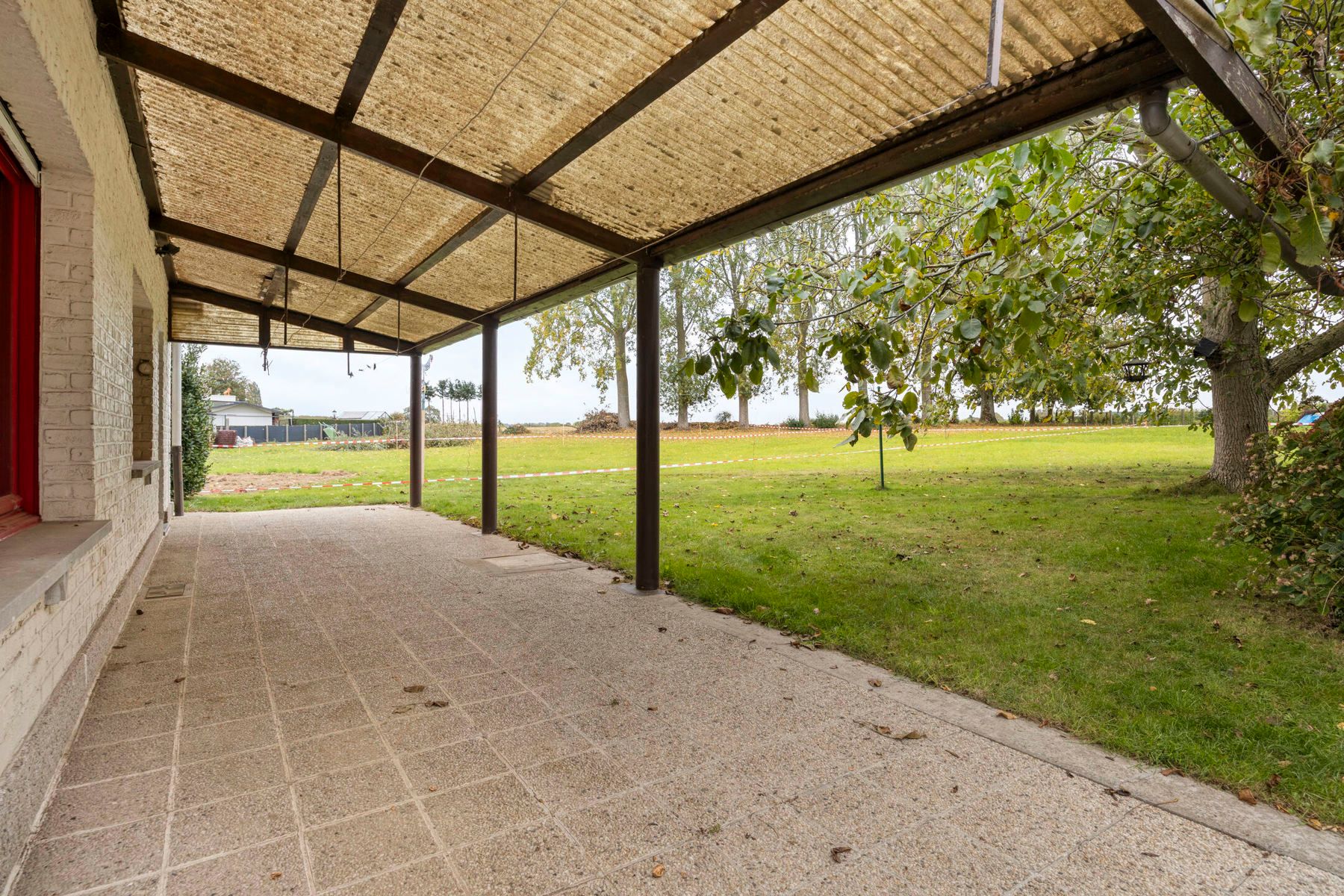 Te renoveren open bebouwing! foto 19