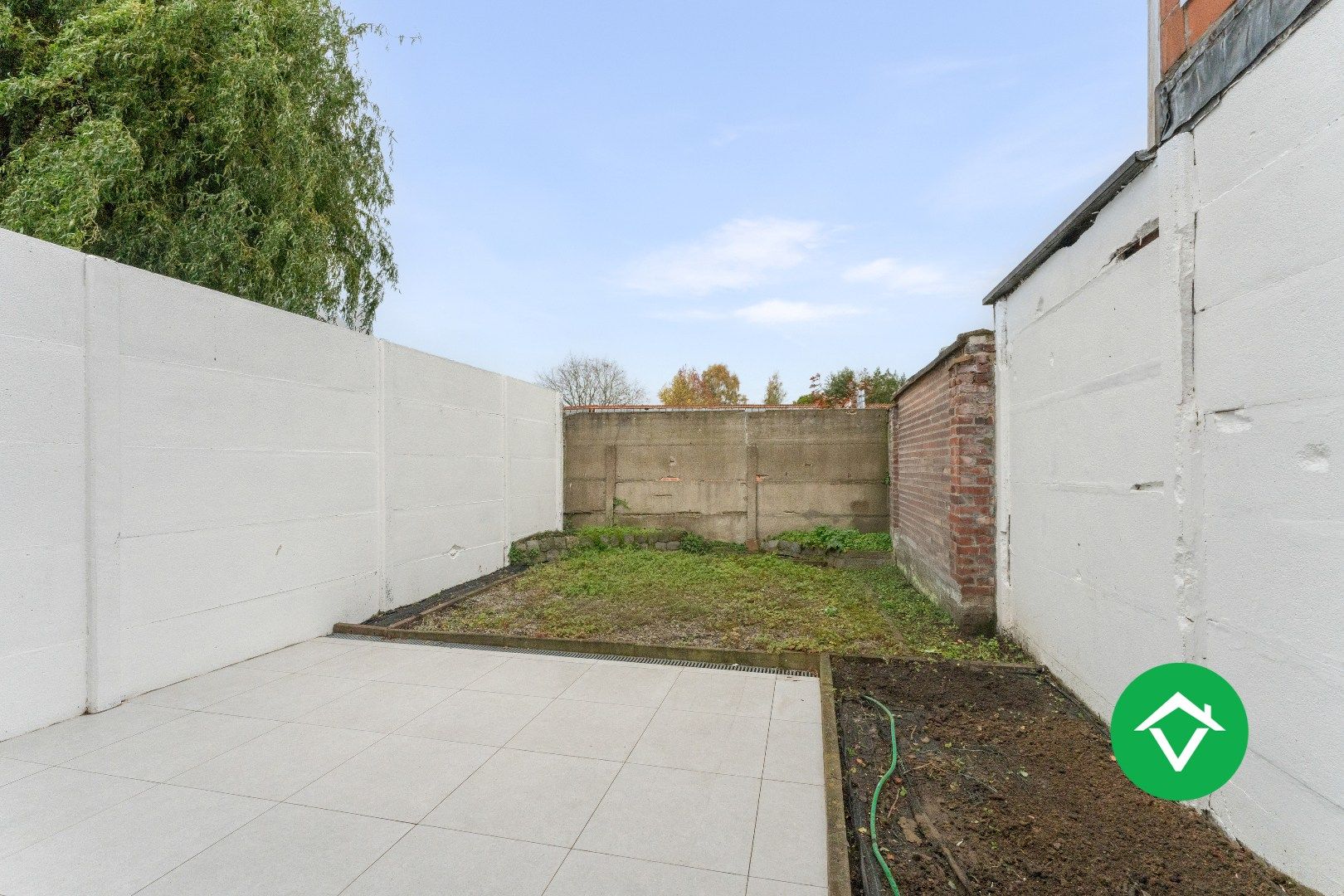Rijwoning met 4 slaapkamers en stadstuin op centrale ligging te Roeselare foto 11