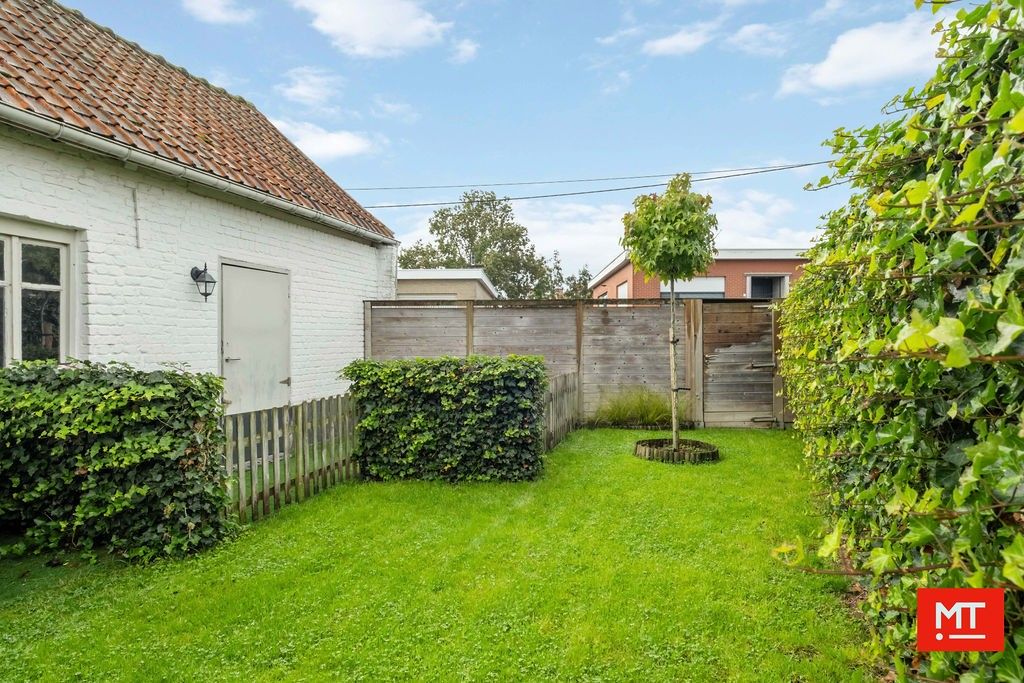 Instapklare woning met 3 slaapkamers, ZW-gerichte tuin en garage/uitweg in Kruiseke foto 23