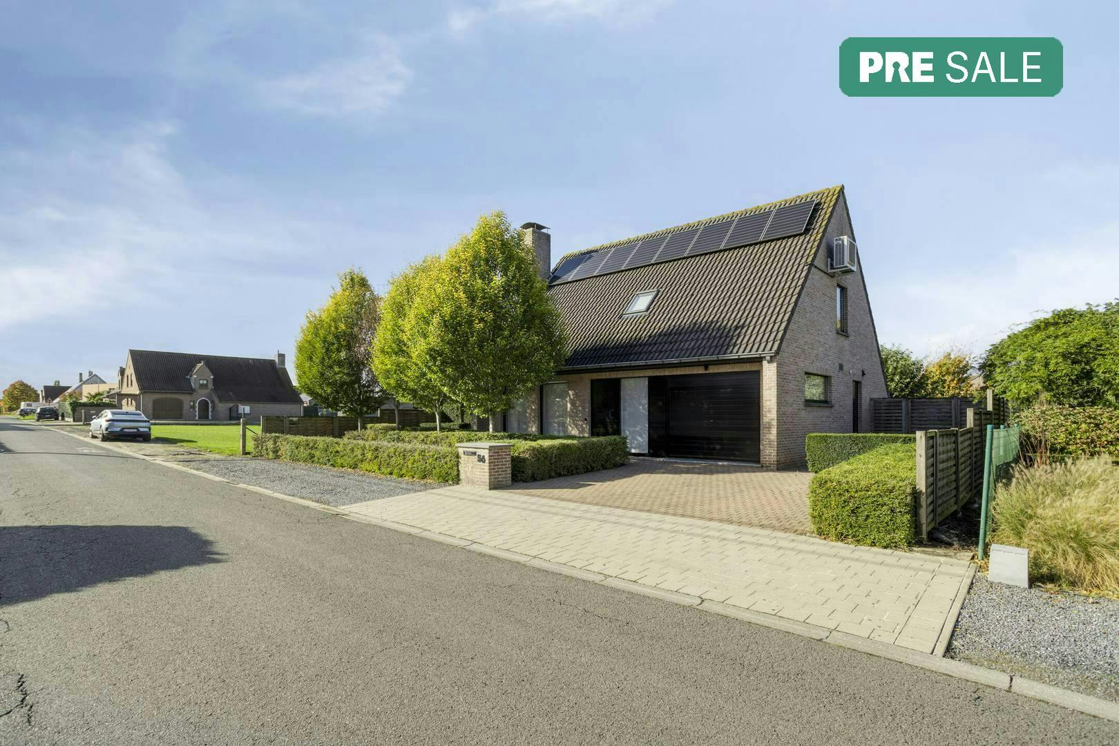 Alleenstaand huis op toplocatie te Rumbeke foto {{pictureIndex}}