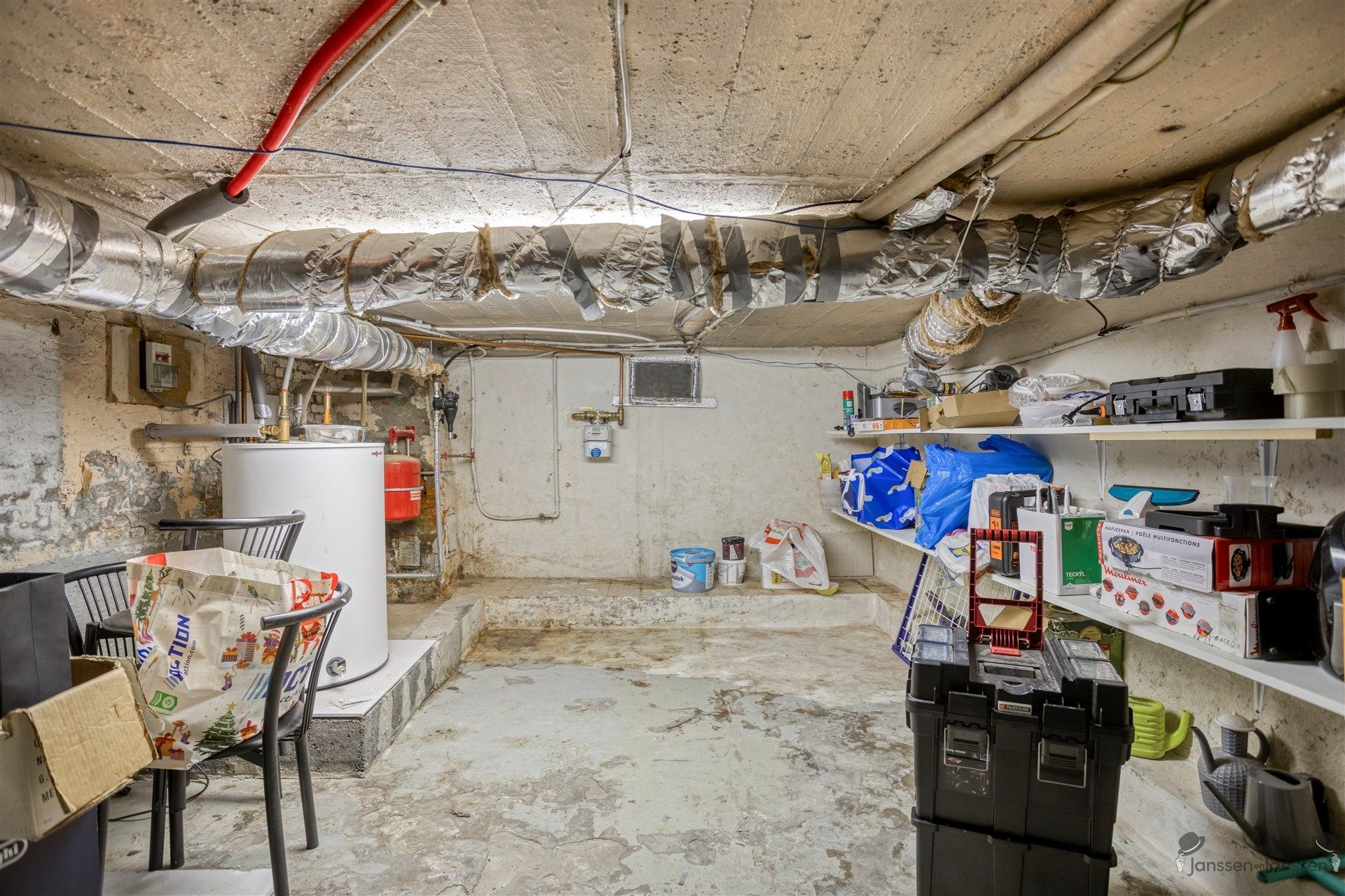 Gerenoveerde woning met 3 private parkeerplaatsen en stadstuin in hartje Diest foto 19