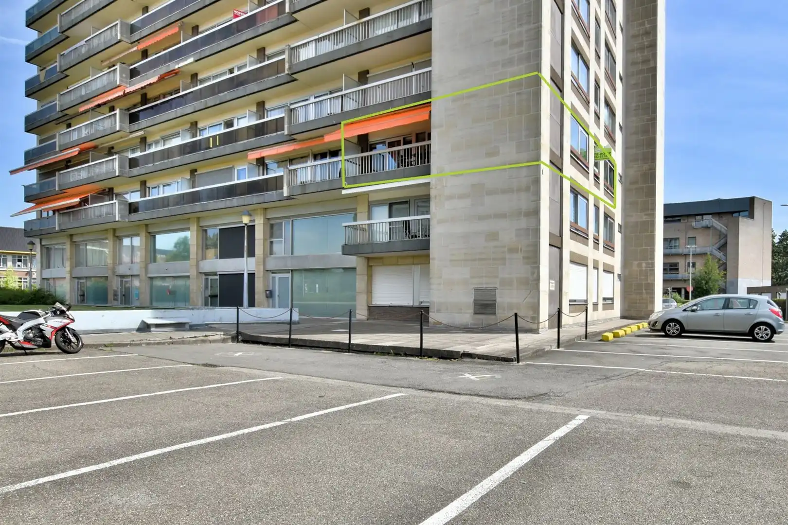 Recent gerenoveerd appartement met bijzonder goede ligging aan "Brusselse Forten"  foto {{pictureIndex}}
