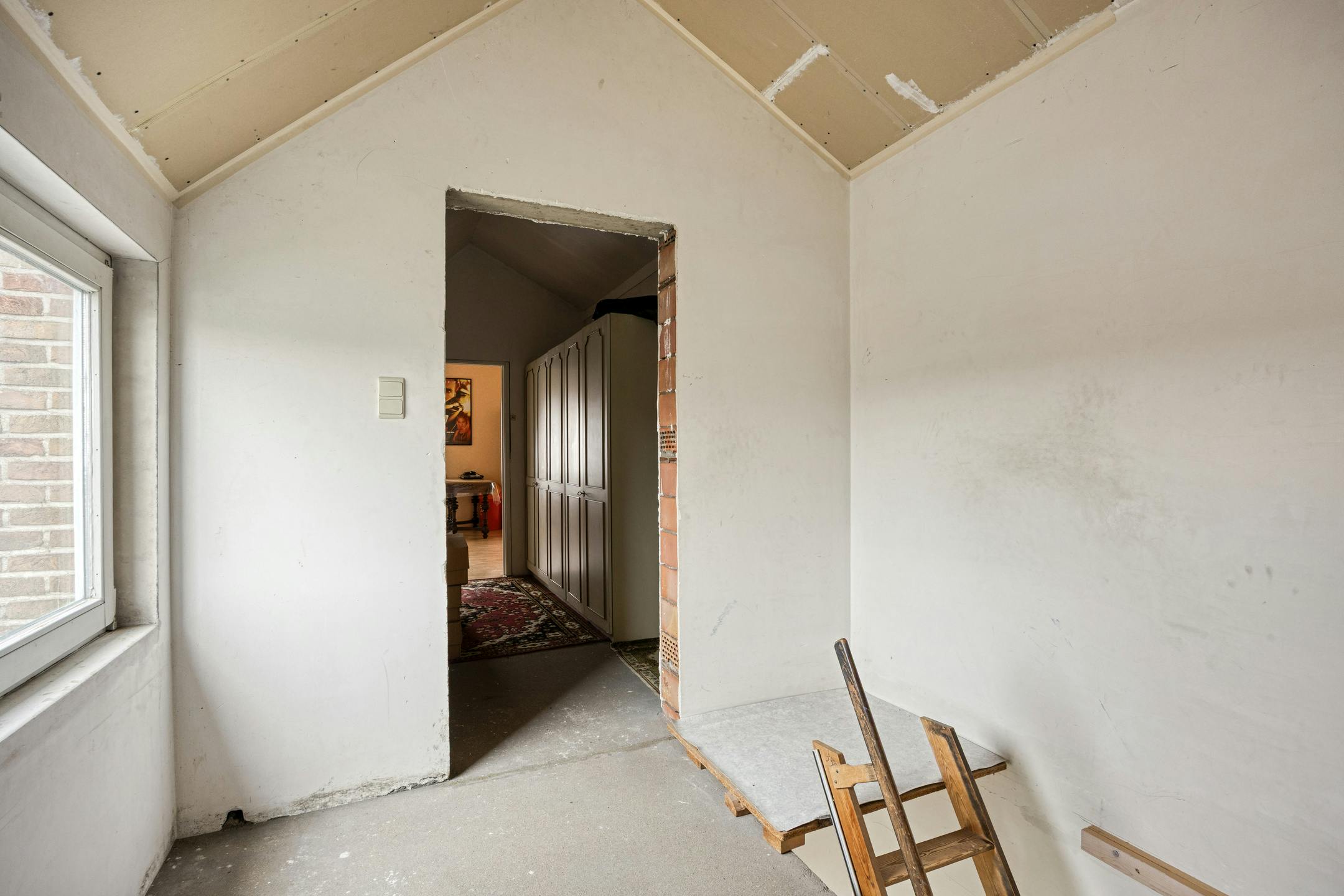 Gelijkvloers handelsruimte of kantoor met woning en tuin foto 17
