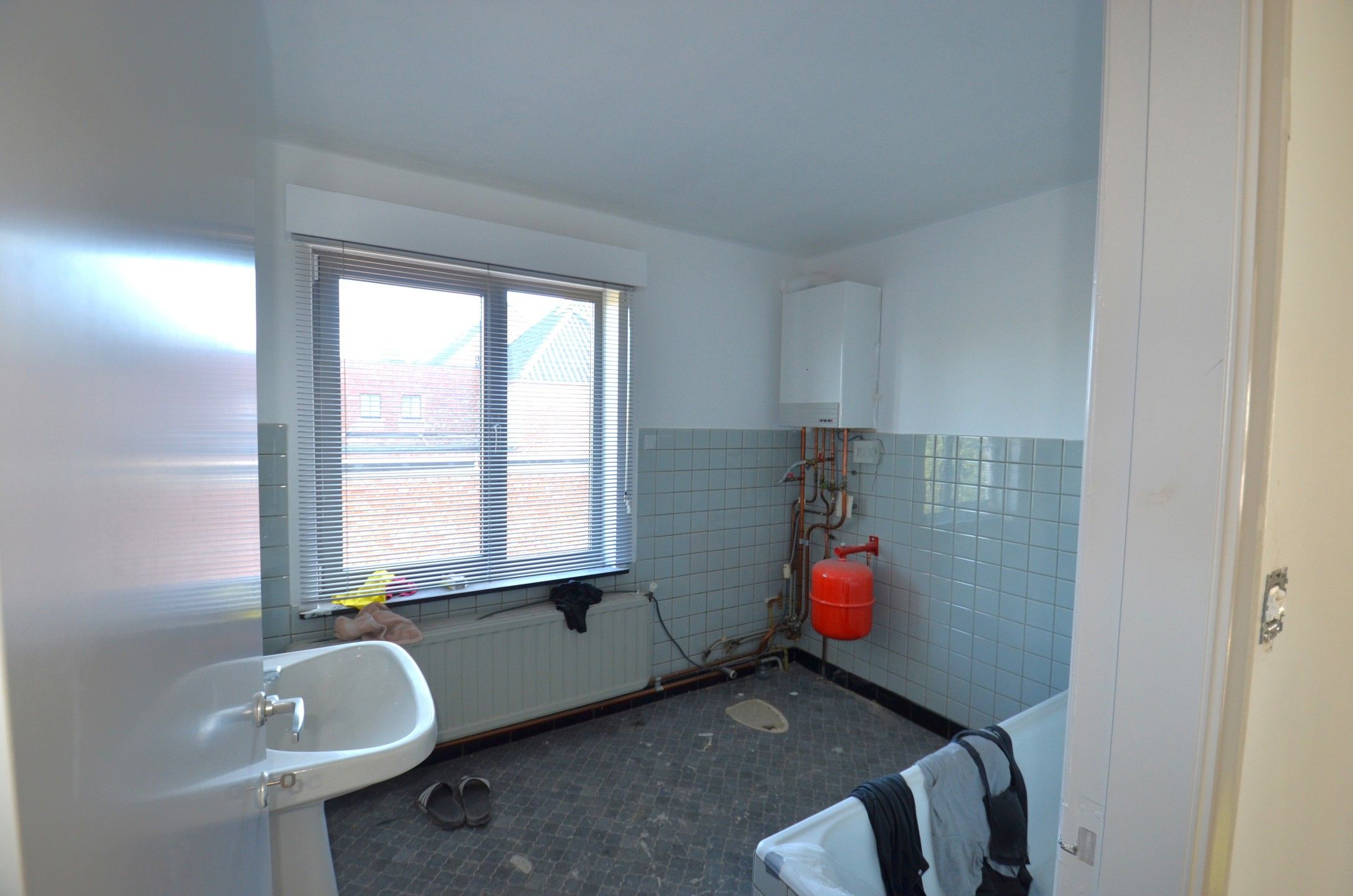 Af te werken woning met 2 slaapkamers foto 18