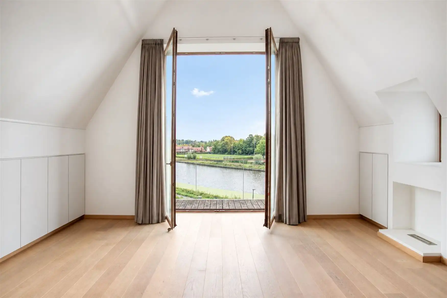 Exclusief appartement van 234m² met Leiezicht foto 5