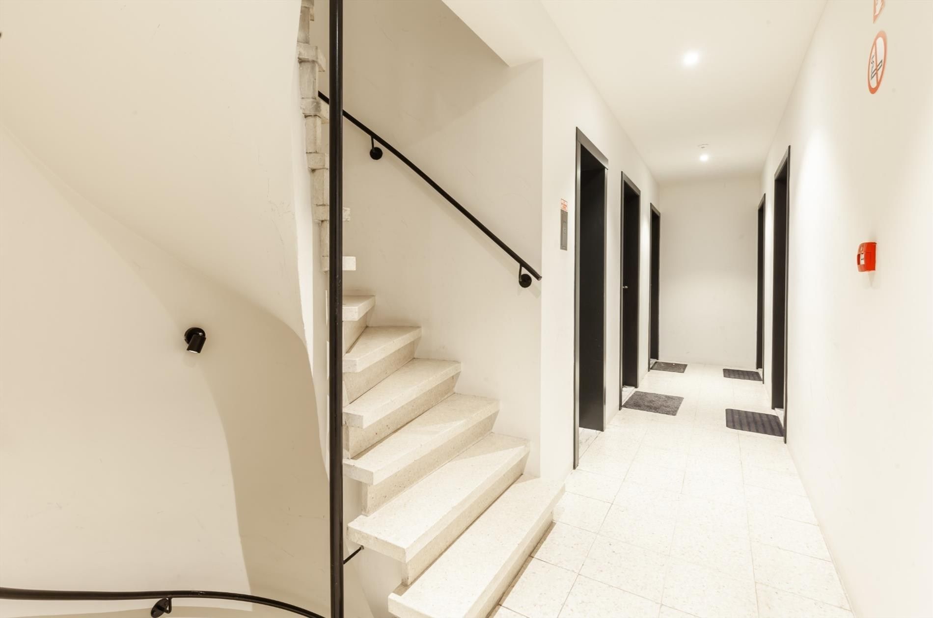 Bemeubelde studio vlakbij Gasthuisberg foto 9
