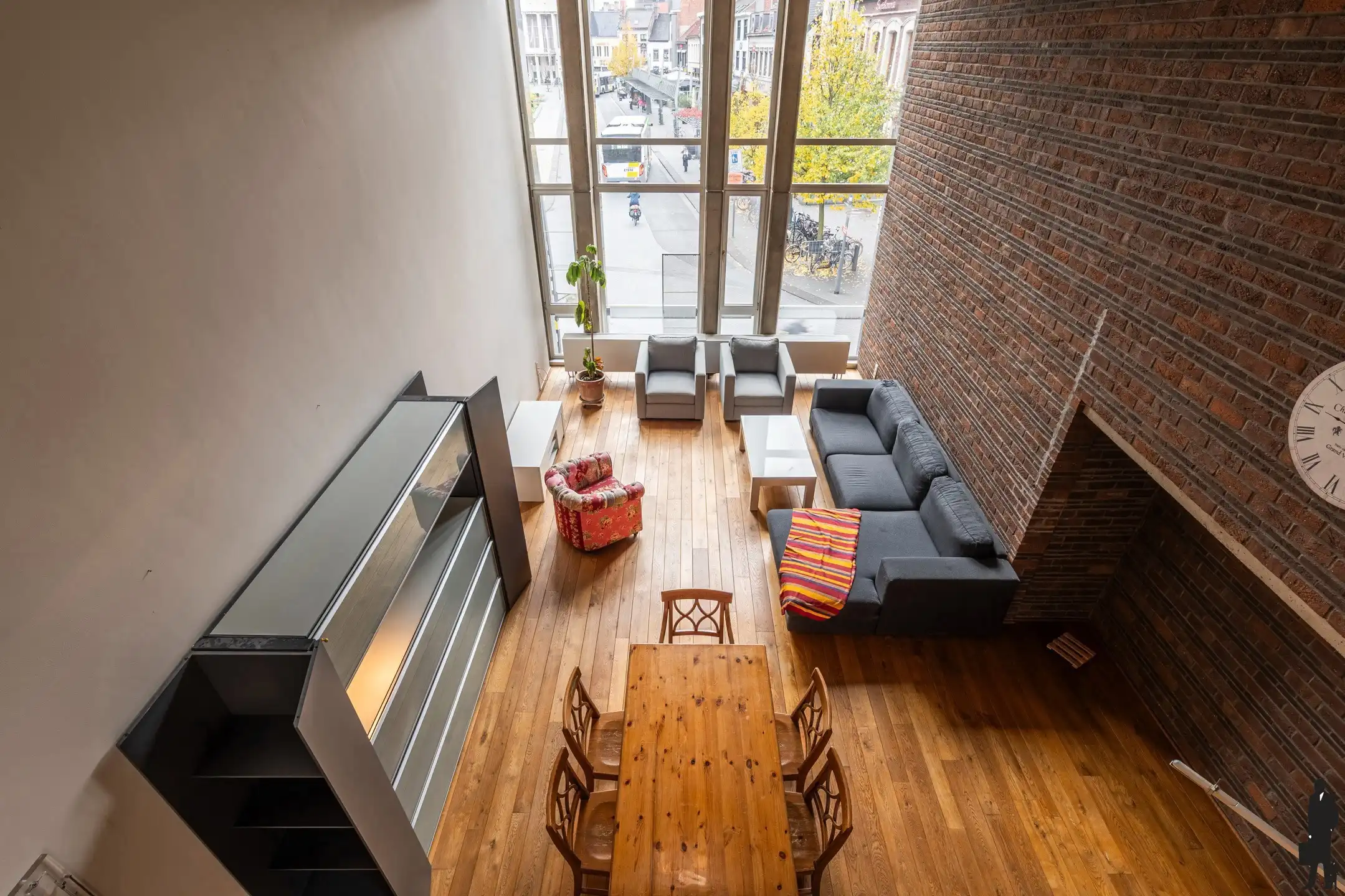 Duplex in loftstijl inclusief ondergrondse parking op de Grote Markt foto 20