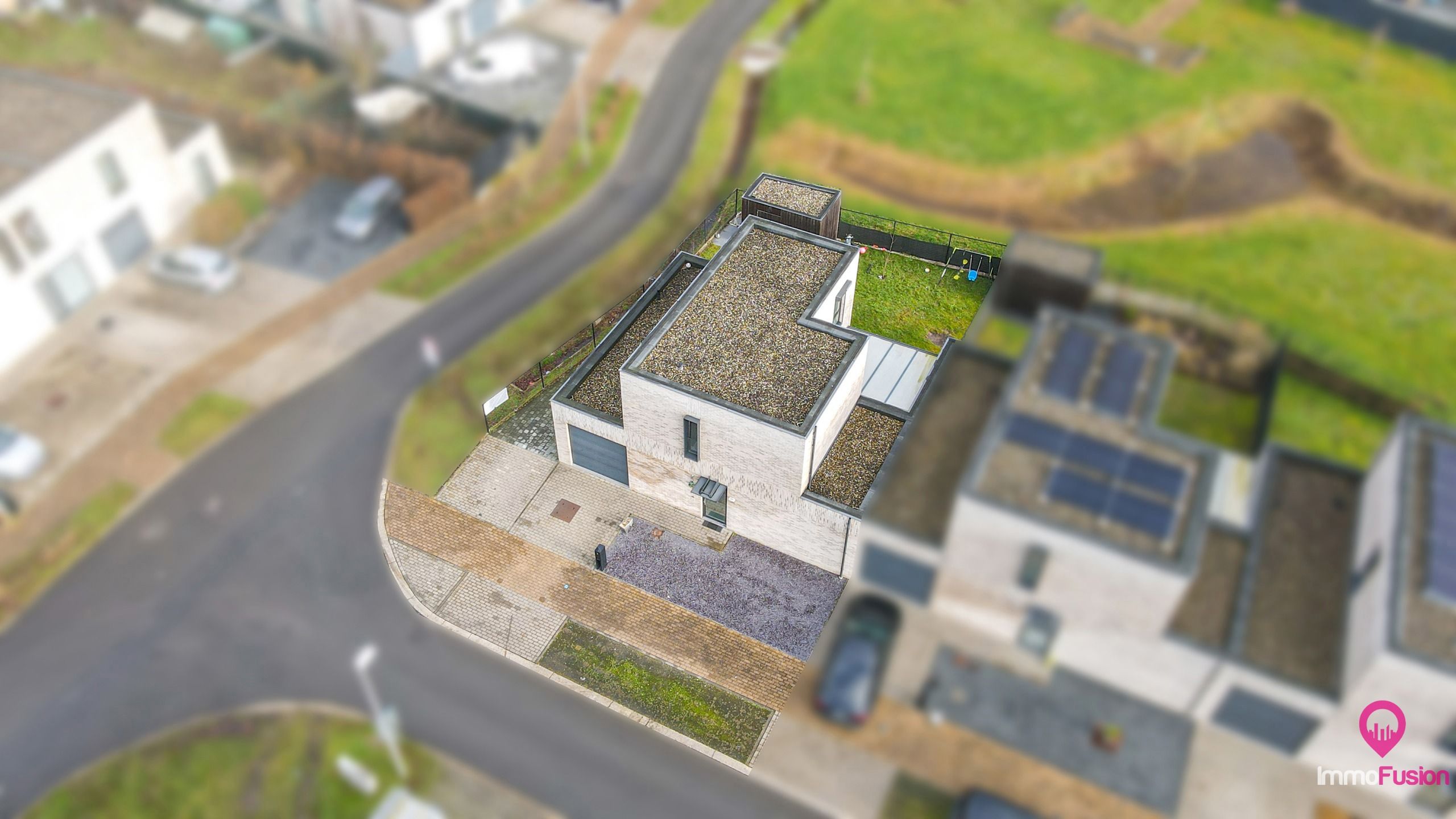 Recente halfopen woning met 2slpk en mooi tuin in Boekt! foto 27