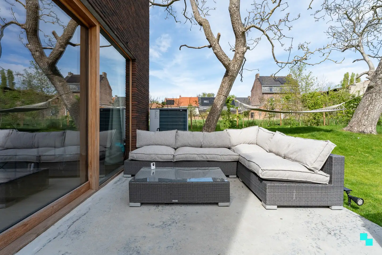 Architecturale (quasi)nieuwbouwwoning op rustige verkaveling te Lendelede foto 15