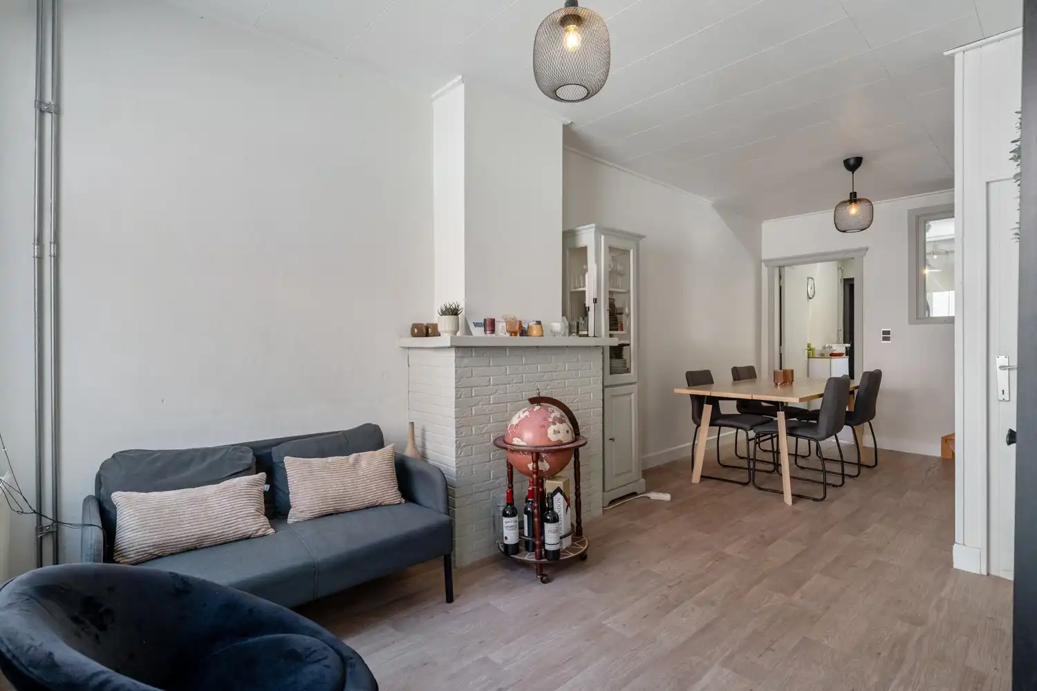 Rustig gelegen woning met 2 slaapkamers en een koer nabij het station te centrum Leuven! foto 3