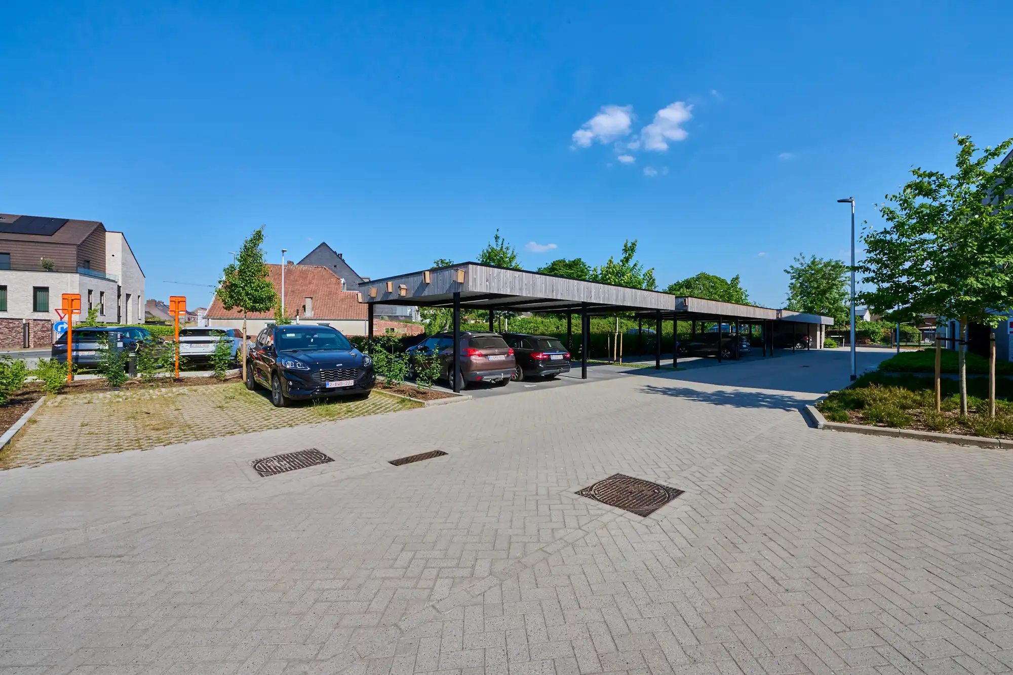 Instapklaar appartement met 2 slaapkamers nabij centrum foto 11