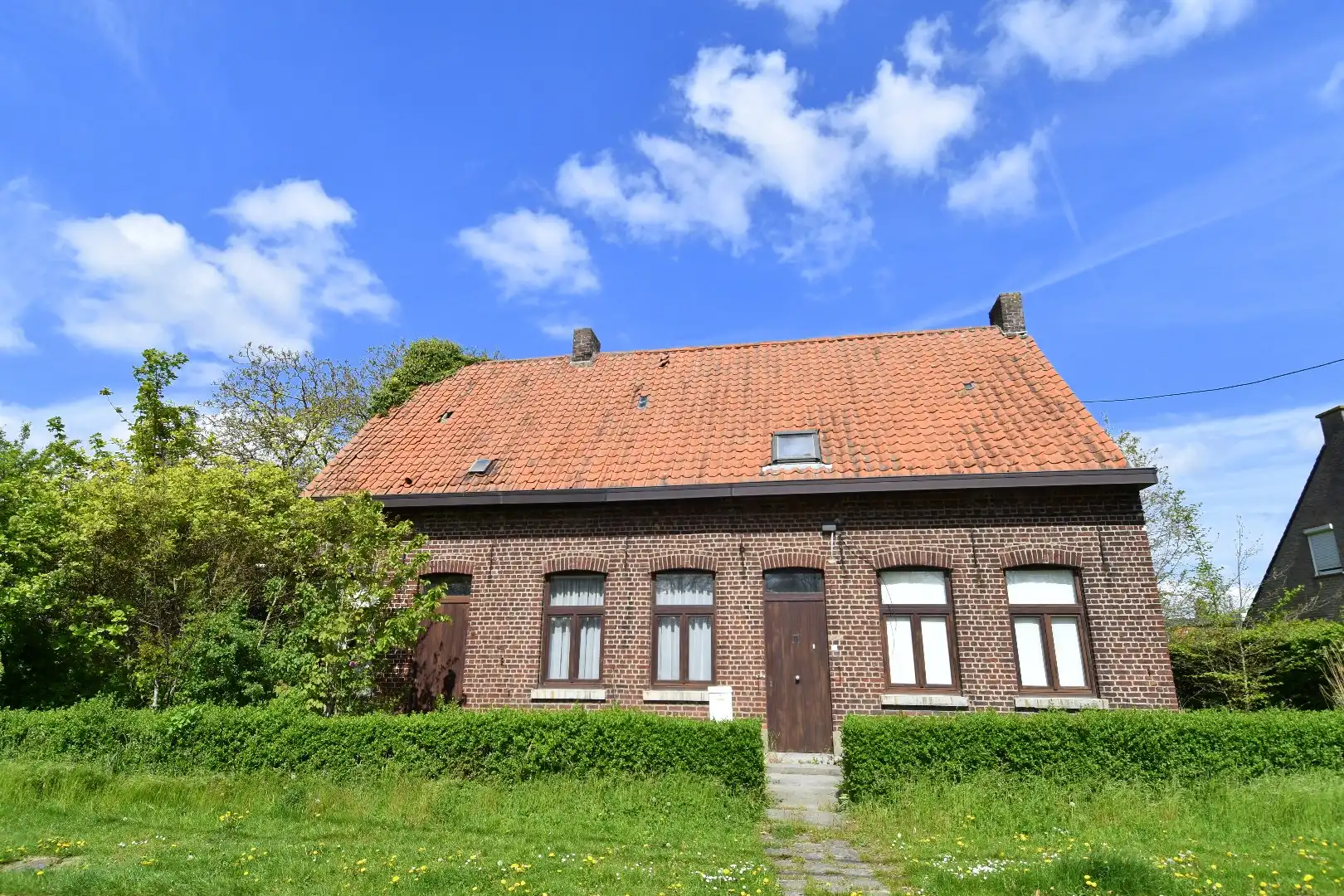 Charmant gelegen eigendom van 2.061m² met uitzonderlijk potentieel te koop in Rollegem foto 8