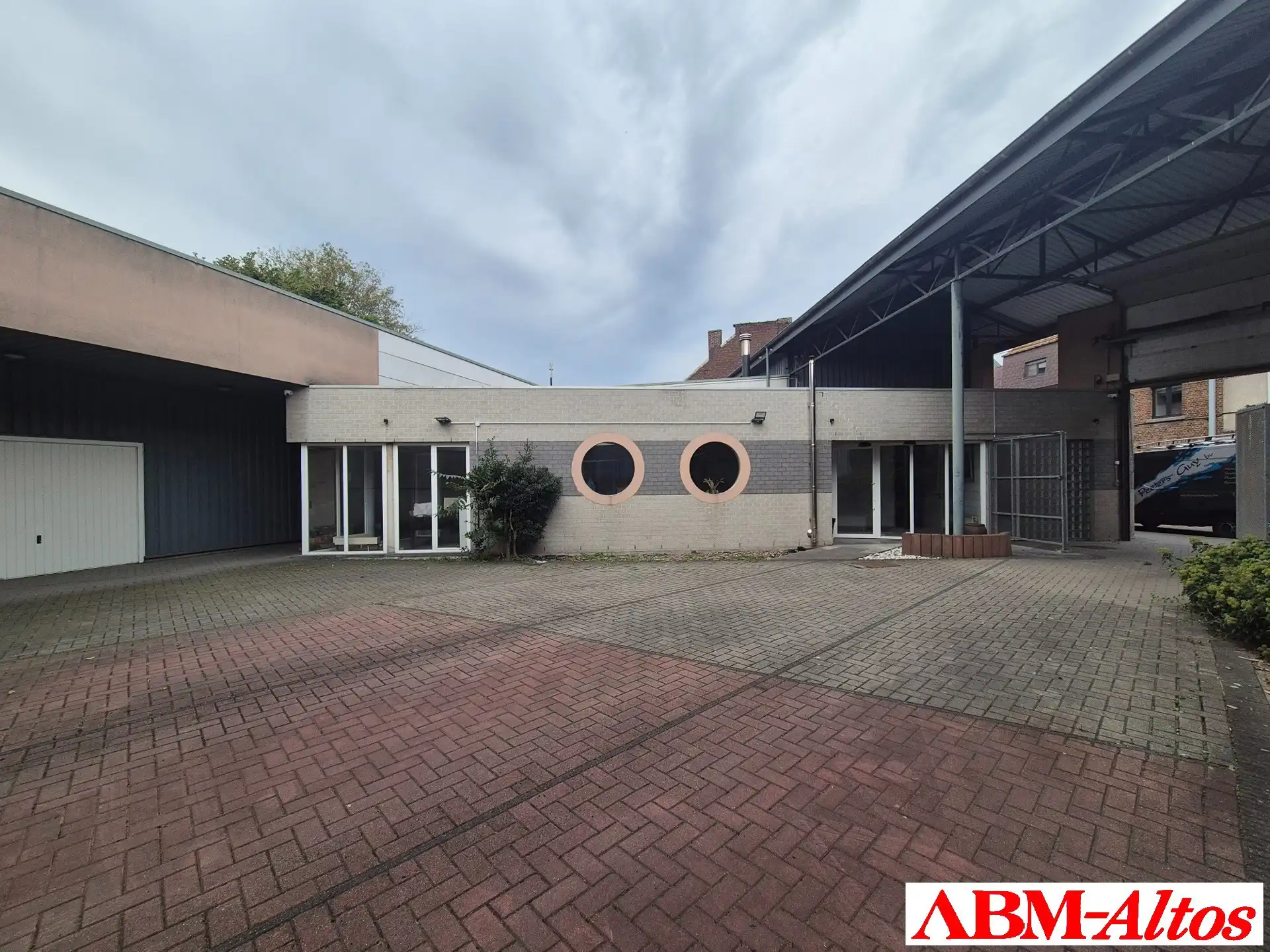 Tienen bedrijfsgebouw te koop foto 3