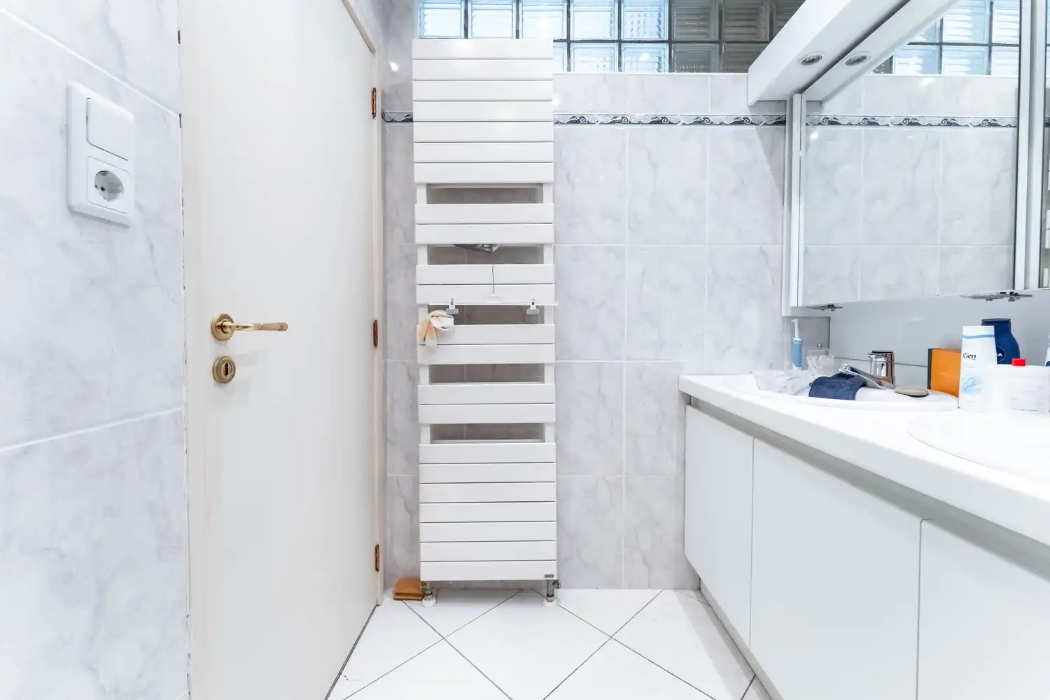 Te huur: Prachtige woning in het villapark Achel Statie op 1350m² foto 21