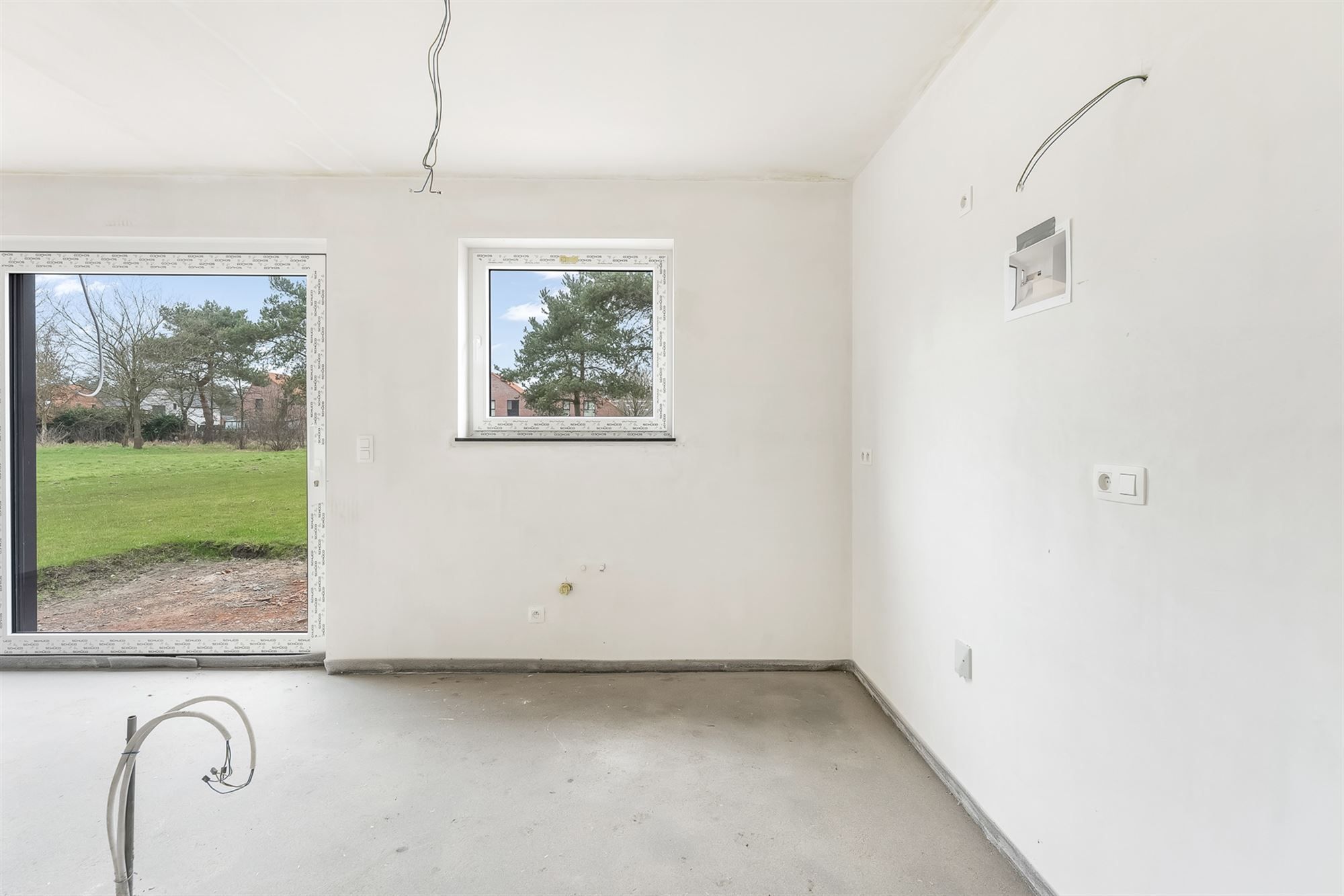 VOLLEDIG AFGEWERKTE NIEUWBOUWWONING IN DOODLOPENDE STRAAT foto 5