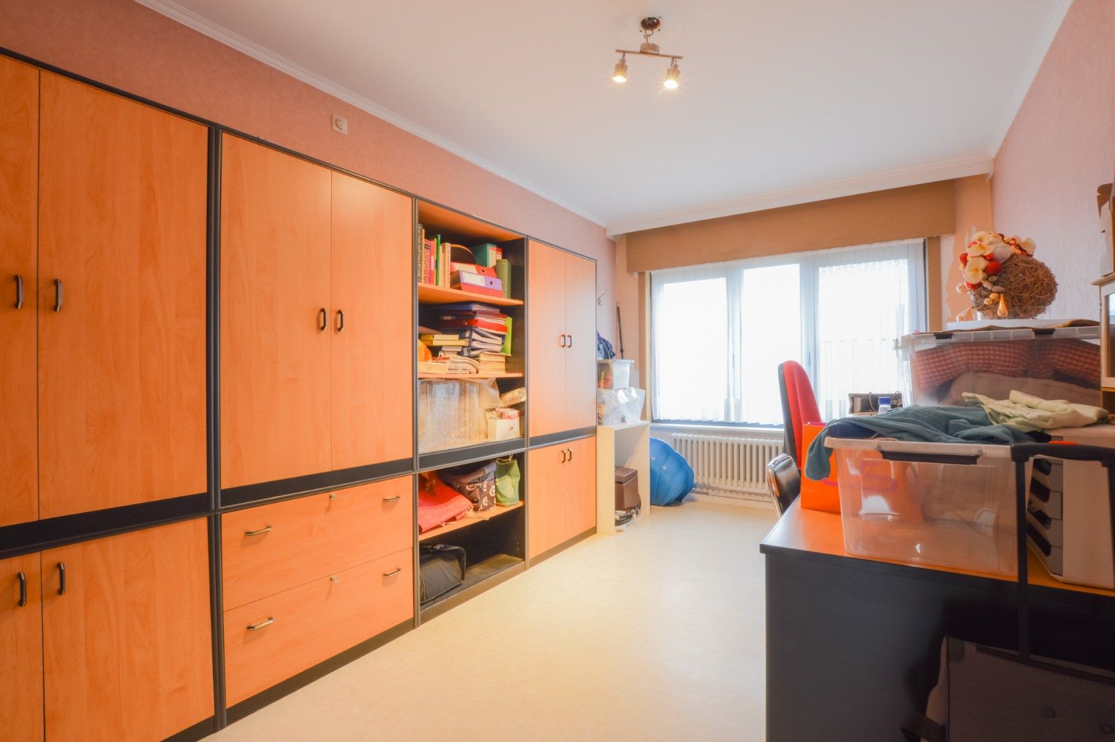 Gezinswoning met ruime tuin in residentieel St-Michiels foto 13