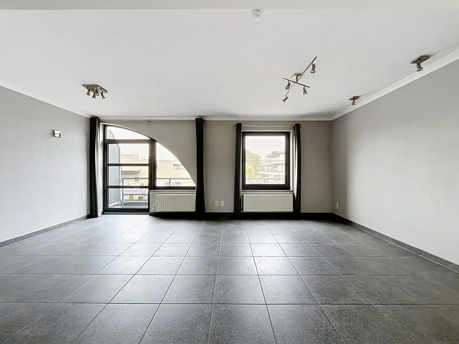 Ruim duplex appartement -  €995 + €50 vaste kosten foto 5