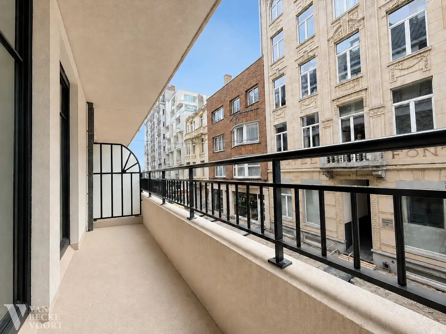 Harmonieus appartement in het bruisende stadscentrum foto 9