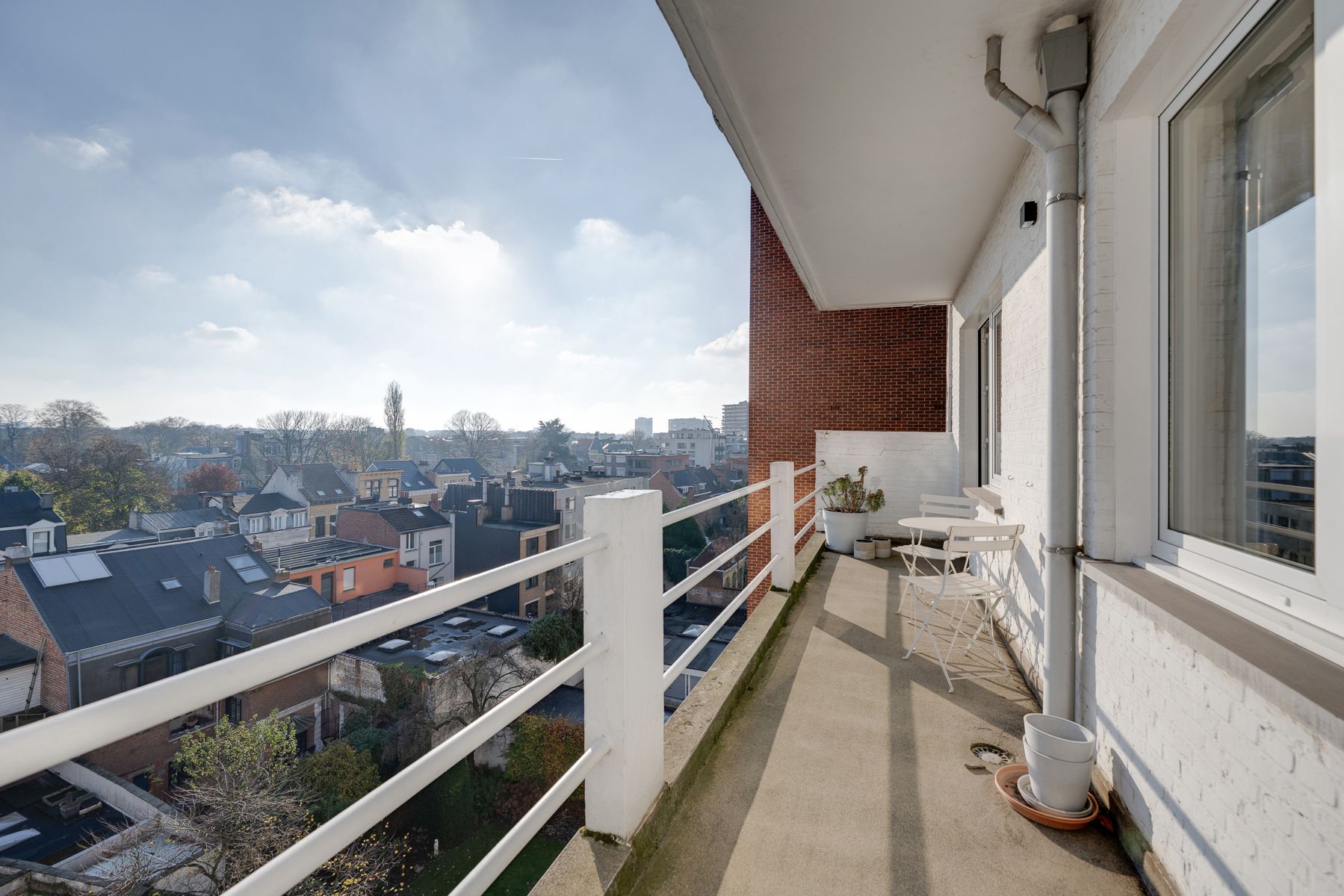 Instapklaar appartement met buitenruimte aan het Albertpark foto 14