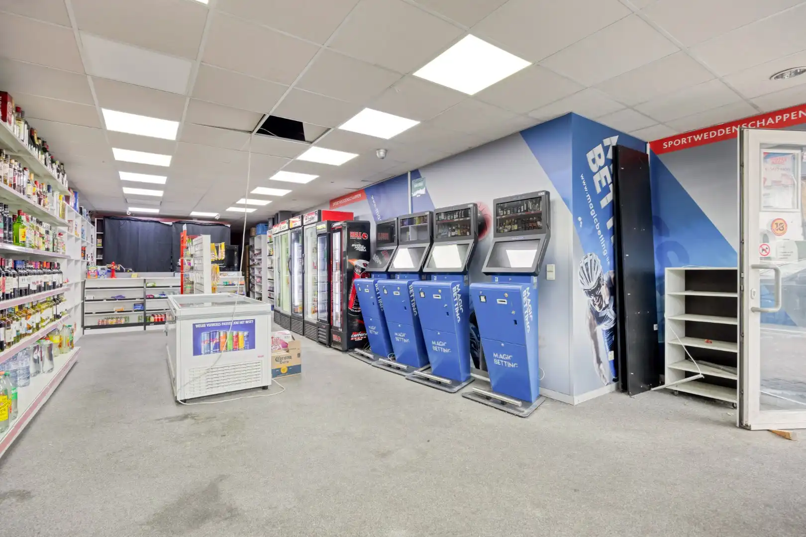 Uitstekend gelegen handelspand met meerdere mogelijkheden foto 6