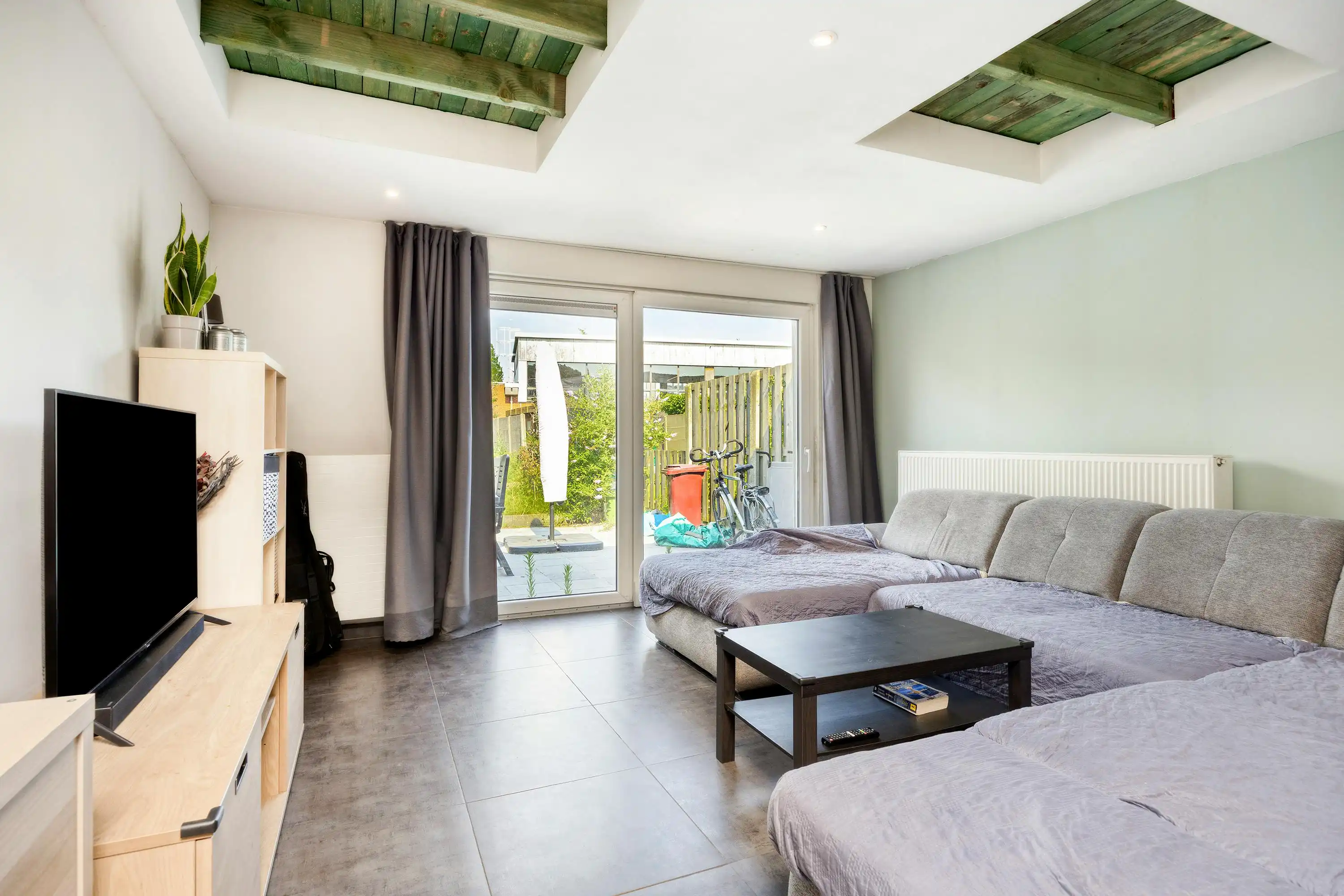 Gezellig en instapklaar huis te koop in Schoten foto 4