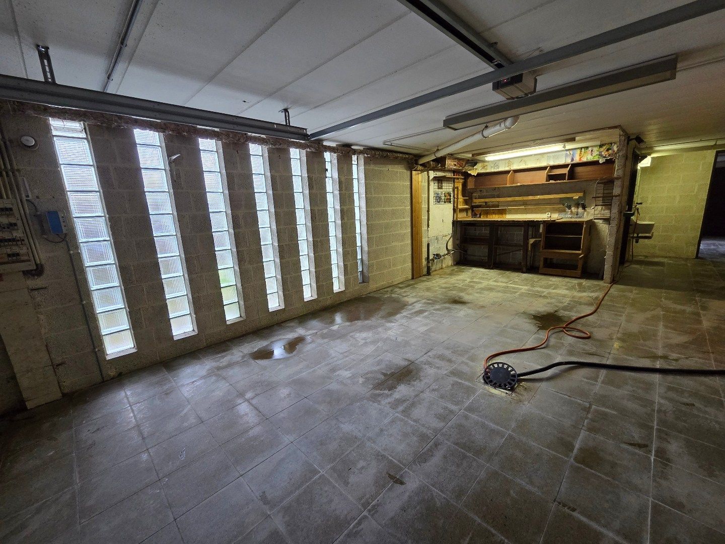 Ruime te renoveren woning met aanpalende gronden voor een totale oppervlakte van 12860 m²! foto 19