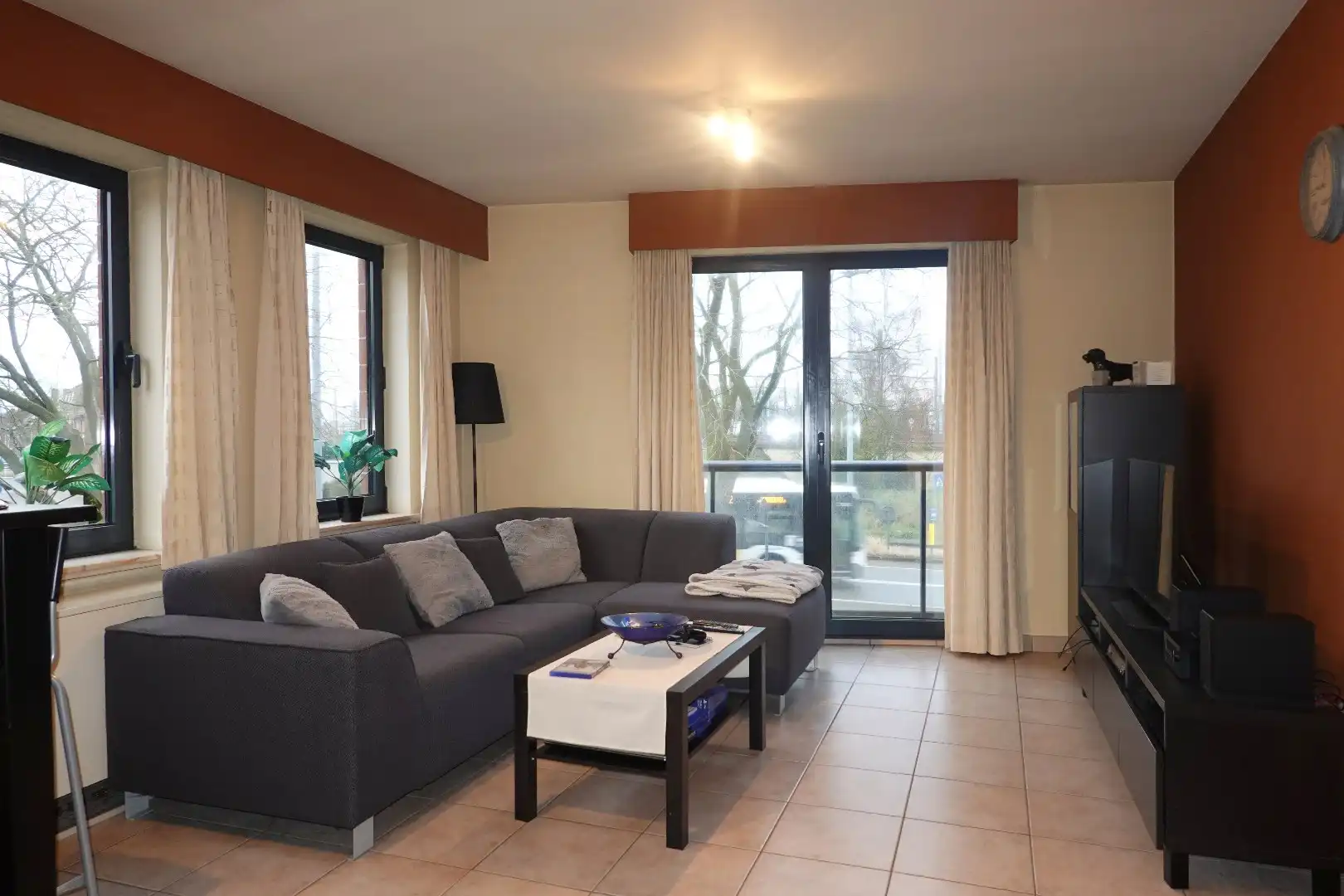 Gezellig appartement te Sint-Michiels foto 3