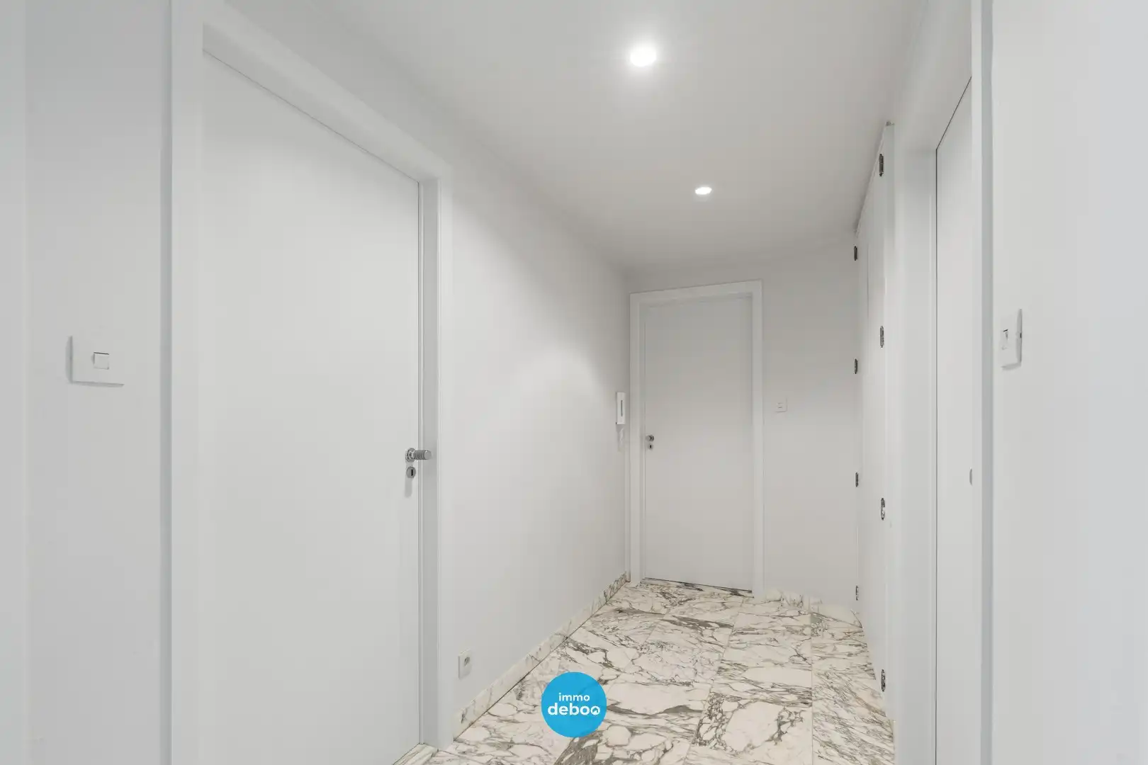 Instapklaar hoekappartement met open zicht, op wandelafstand van centrum en zee foto 12