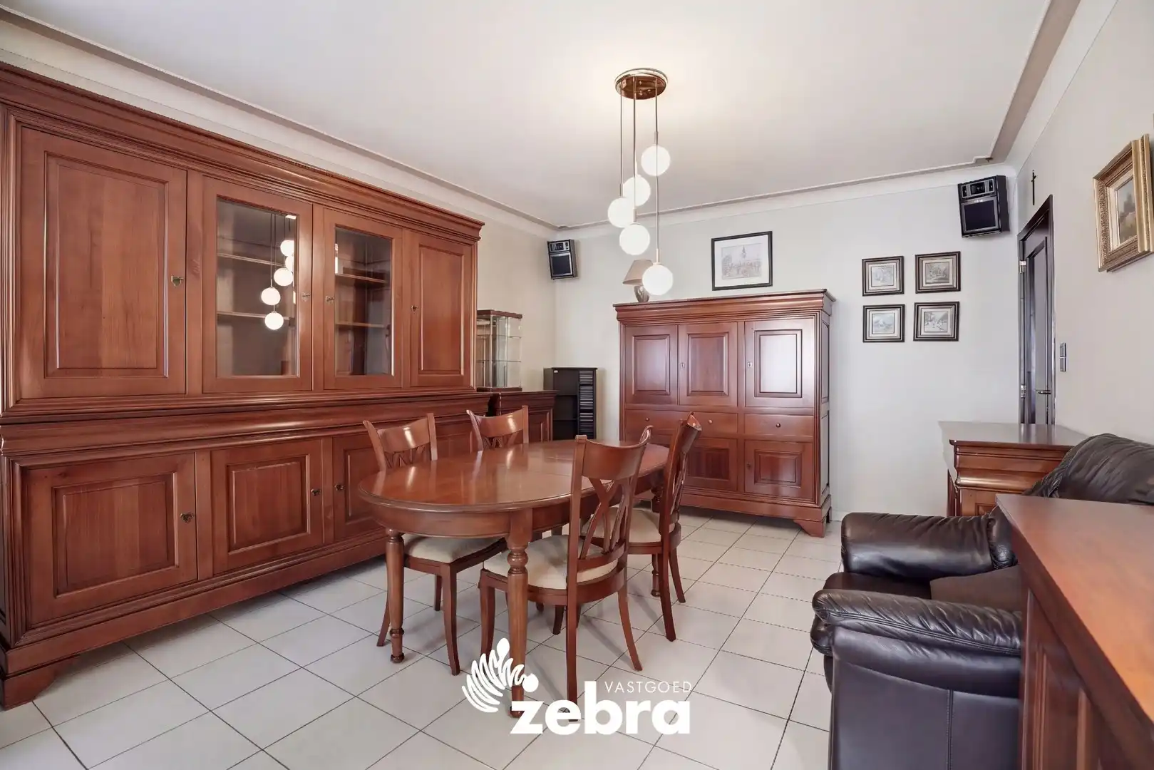 Instapklaar appartement met 2 slaapkamers vlakbij het stadscentrum! foto 6