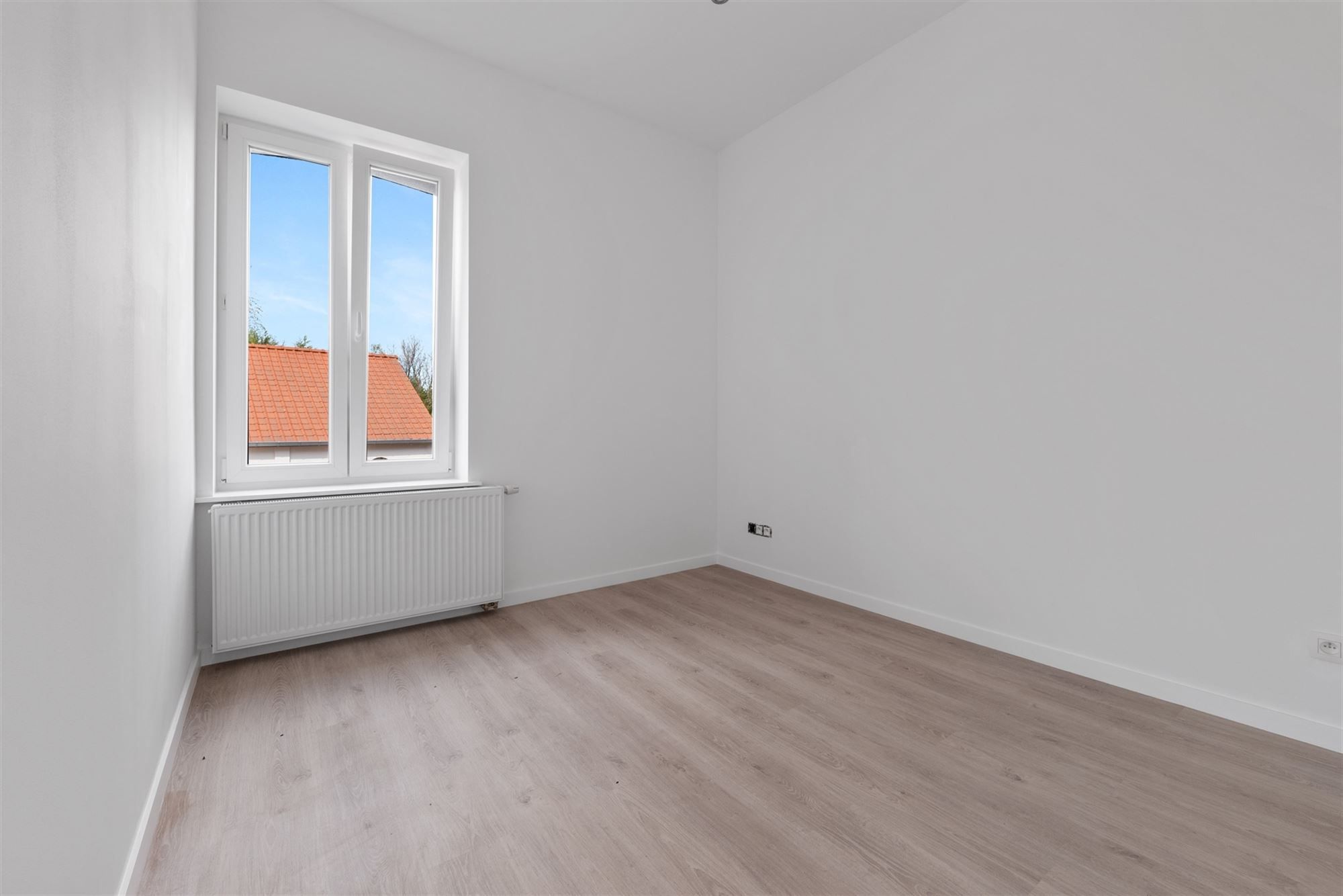 VOLLEDIG GERENOVEERDE EN INSTAPKLARE WONING MET 3 SLKS IN HET LANDELIJKE ATTENHOVEN foto 26