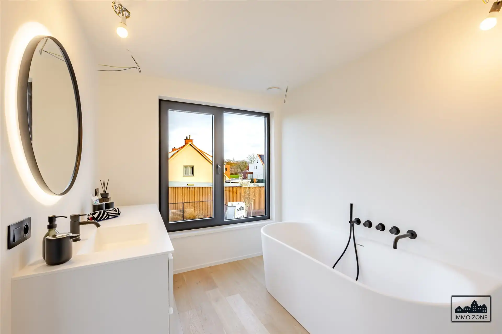 Nieuwbouwwoning met BEN-label en luxueuze afwerking foto 12