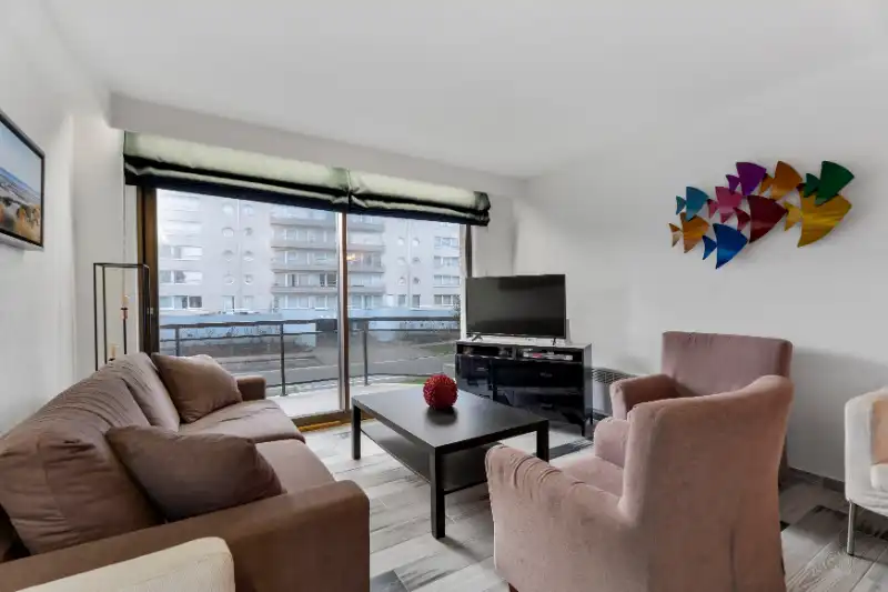 EXCLUSIEF HOEKAPPARTEMENT NABIJ ESPLANADE  IN DE PANNE foto 5