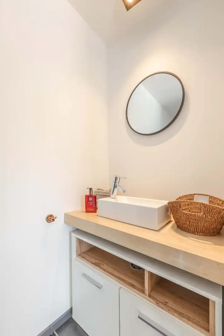RUIME EN INSTAPKLARE WONING MET 3 SLAAPKAMERS EN CHARMANTE TUIN! foto 13