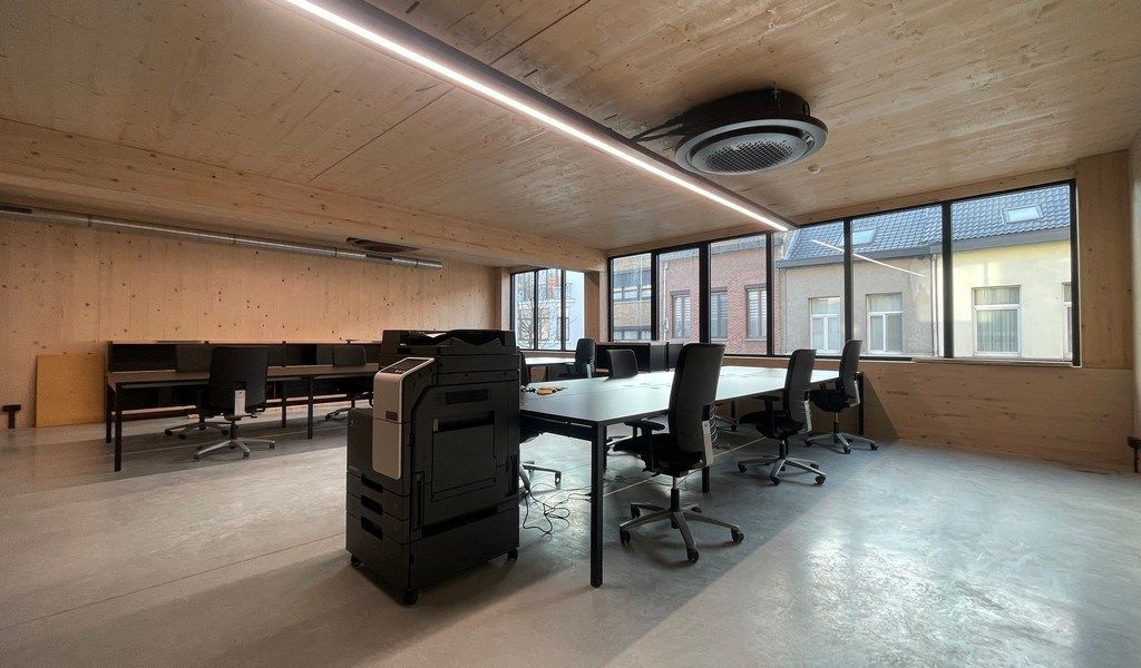 Moderne kantoorruimte te huur vlakbij station van Berchem foto 6