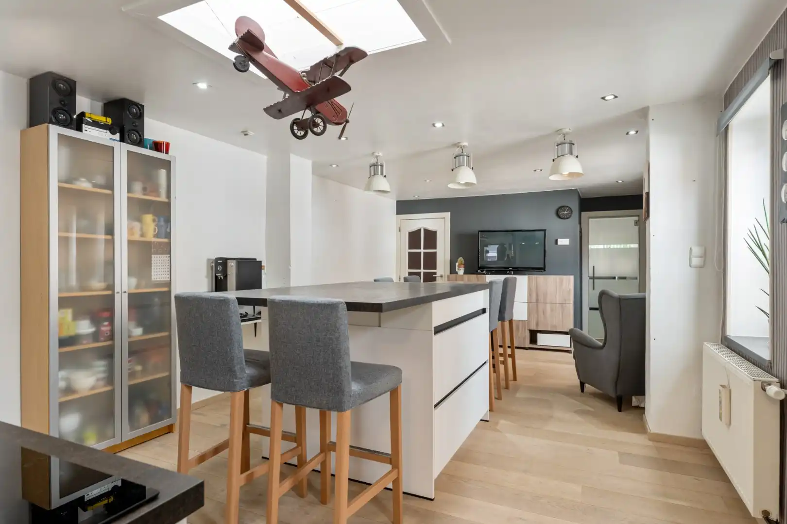 Centraal gelegen woning, 3 slpk, 181 m² bewoonbare oppervlakte, 3a 17ca foto 5