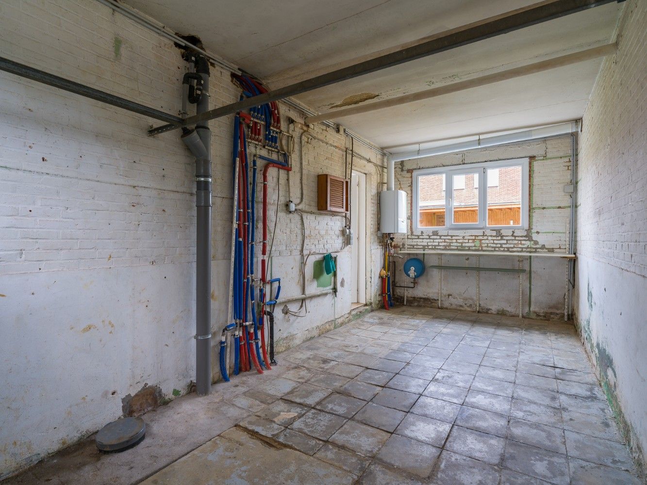 Ruime, instapklare woning met 4 slpk., inpandige garage en tuin foto 15
