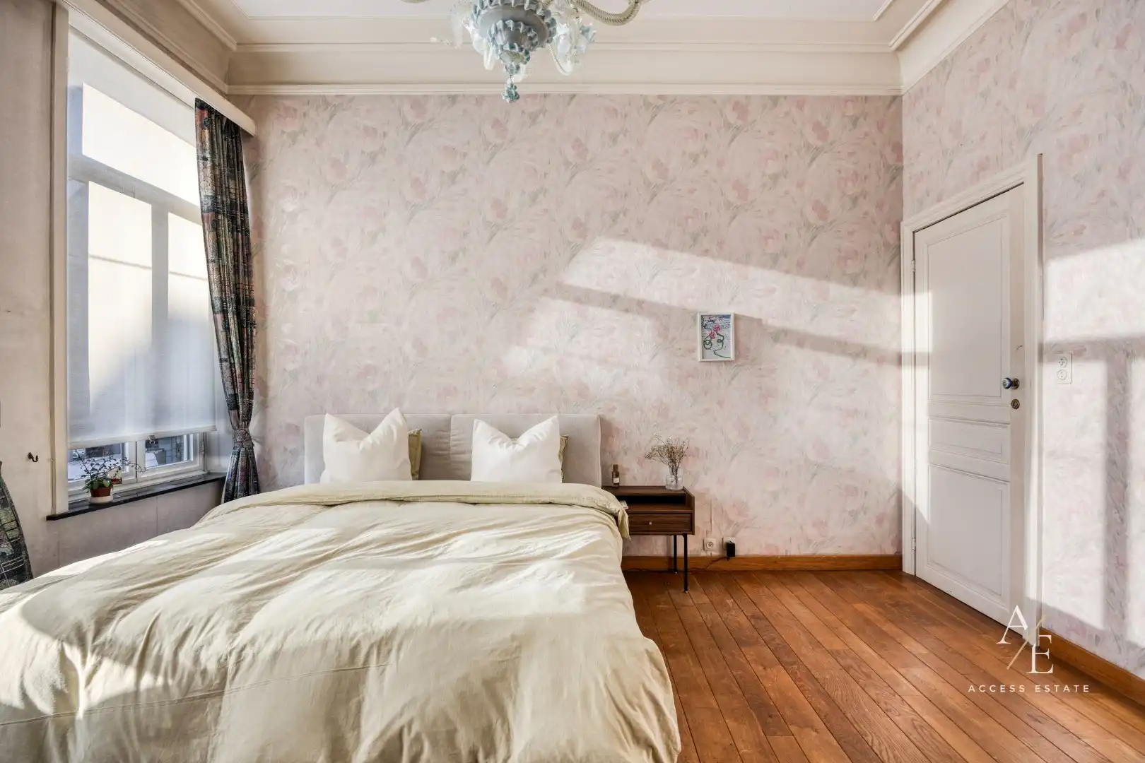 Karaktervol herenhuis met praktijkruimte en 275 m² bewoonbare oppervlakte foto 5