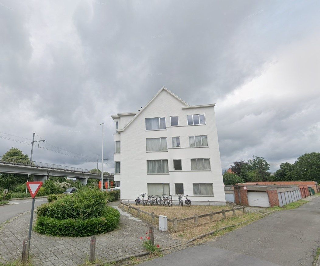 Garagebox te koop te Lokeren foto 3