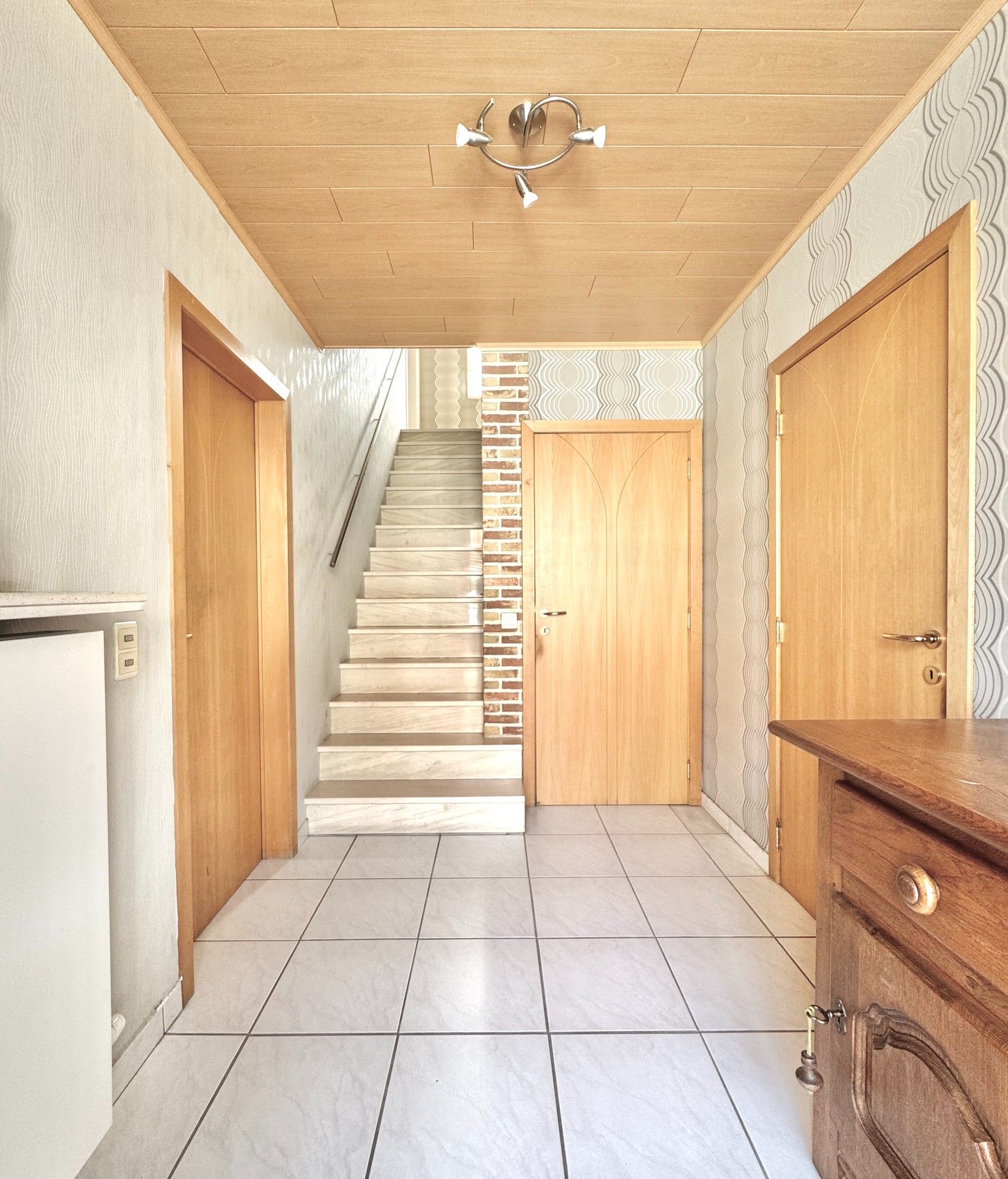 BREDEGEVEL-WONING MET 3 KAMERS, GROTE GARAGE & TUIN foto 13