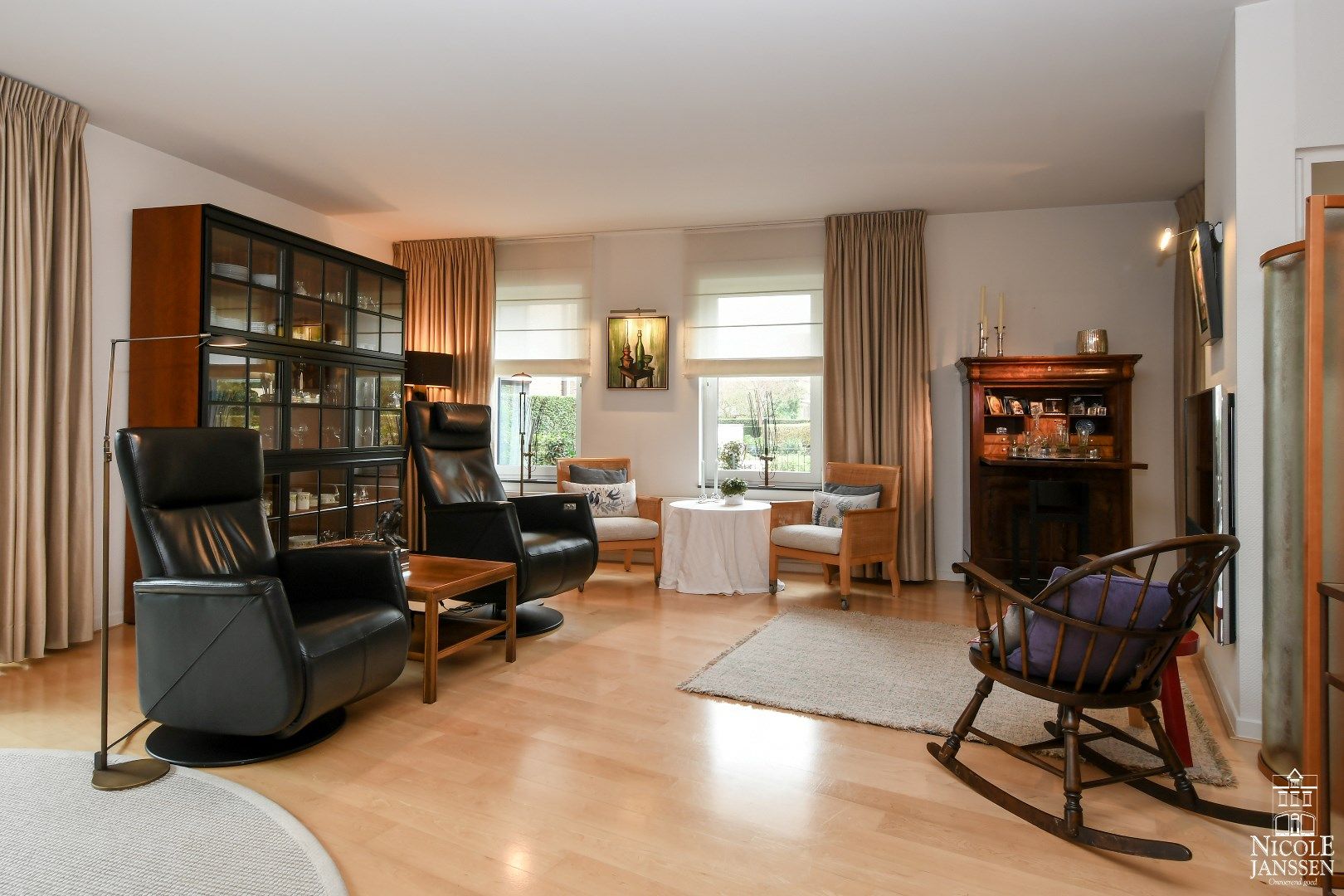 Gelijkvloers luxe-appartement met 3 ruime terrassen en garagebox foto 9
