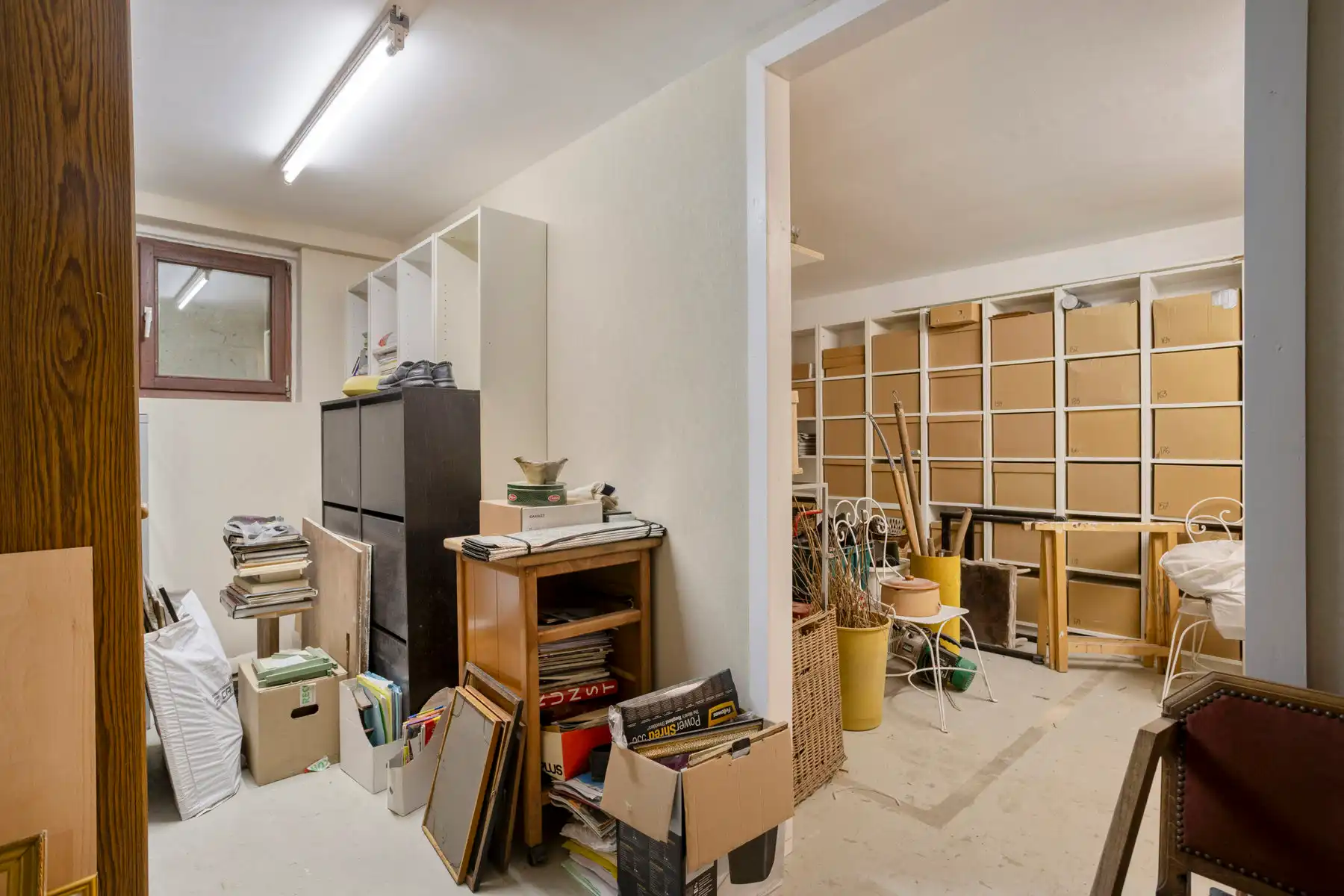 Uiterst residentieel gelegen villa met prachtige tuin foto 28