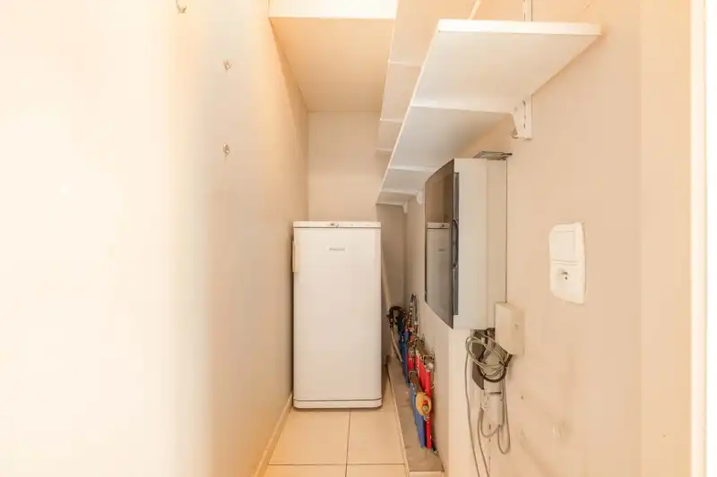 Gelijkvloers 2-slaapkamerappartement met tuin en garage nabij centrum Tielt TE KOOP! ✨🏡 foto 15