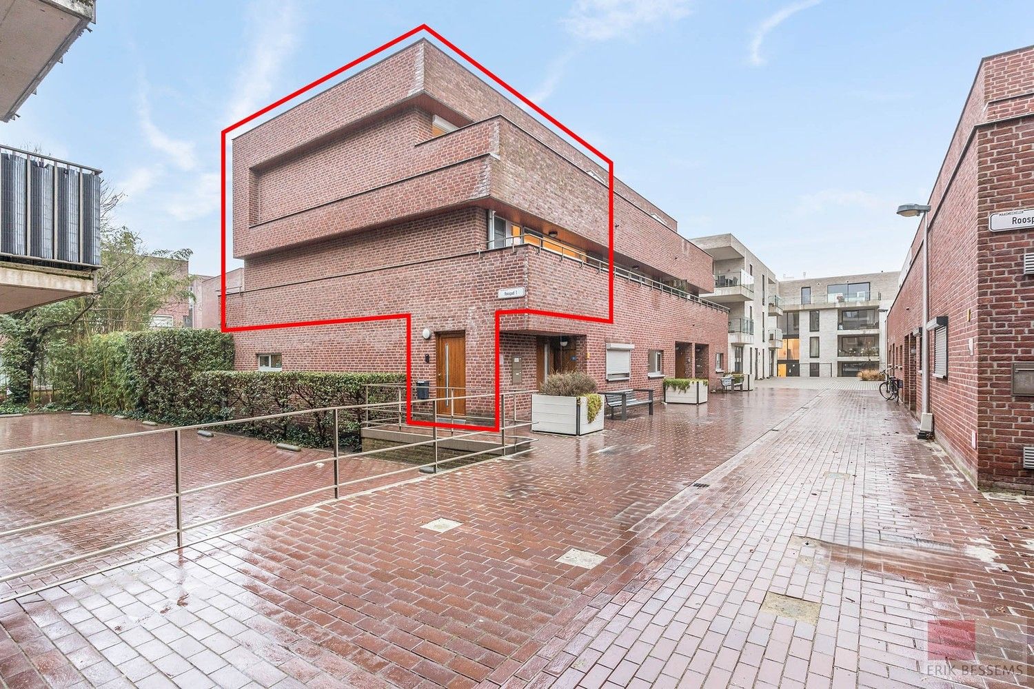 Prachtig gerenoveerd duplex appartement van 130 m², met maar liefst 3 terrassen! foto {{pictureIndex}}