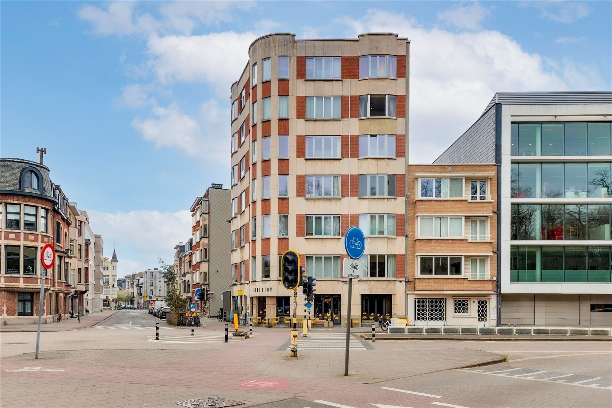 ()=>{if(producerUpdateValueVersion(node),producerAccessed(node),node.value===ERRORED)throw node.error;return node.value} Doornelei 2 - 2018 ANTWERPEN