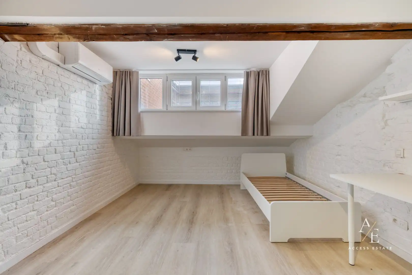 Vernieuwd studentenkot in een historisch jasje, gelegen in het centrum van Kortrijk foto 10