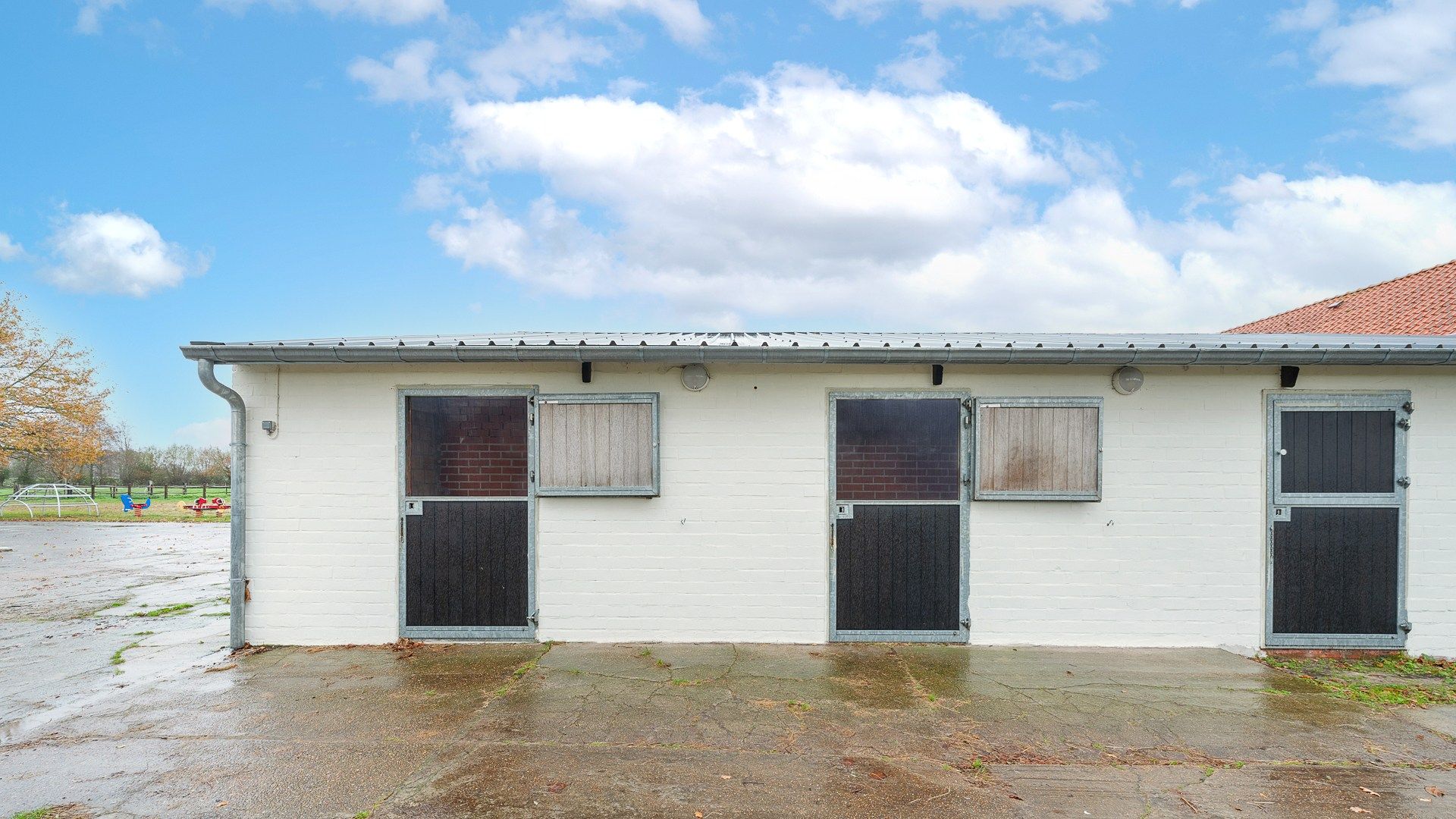 Landelijke eigendom met vergunde vakantiewoningen foto 26