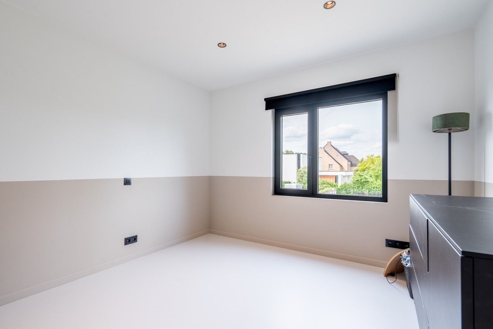 Instapklare woning met 3 slpkmrs op een perceel van 890m²! foto 20