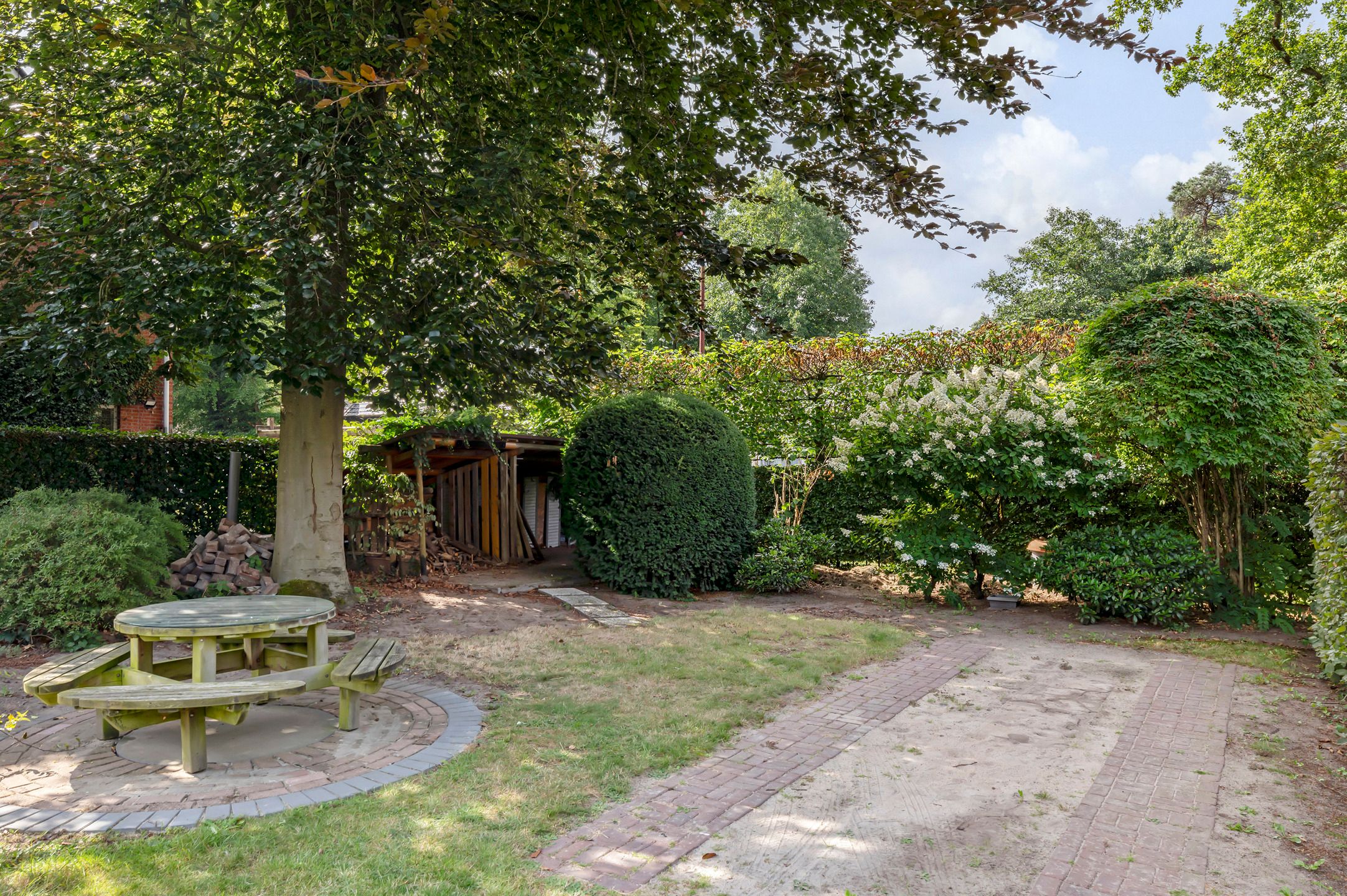 Charmante woning nabij het centrum van Heide foto 28